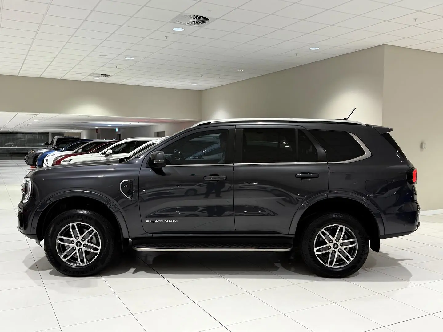 2023 Ford Everest Gallery Image 6