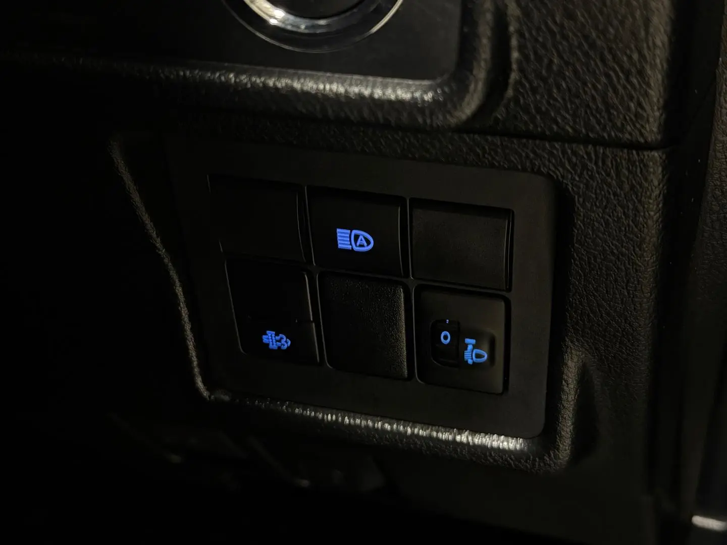 2022 Toyota Landcruiser Prado Gallery Image 26