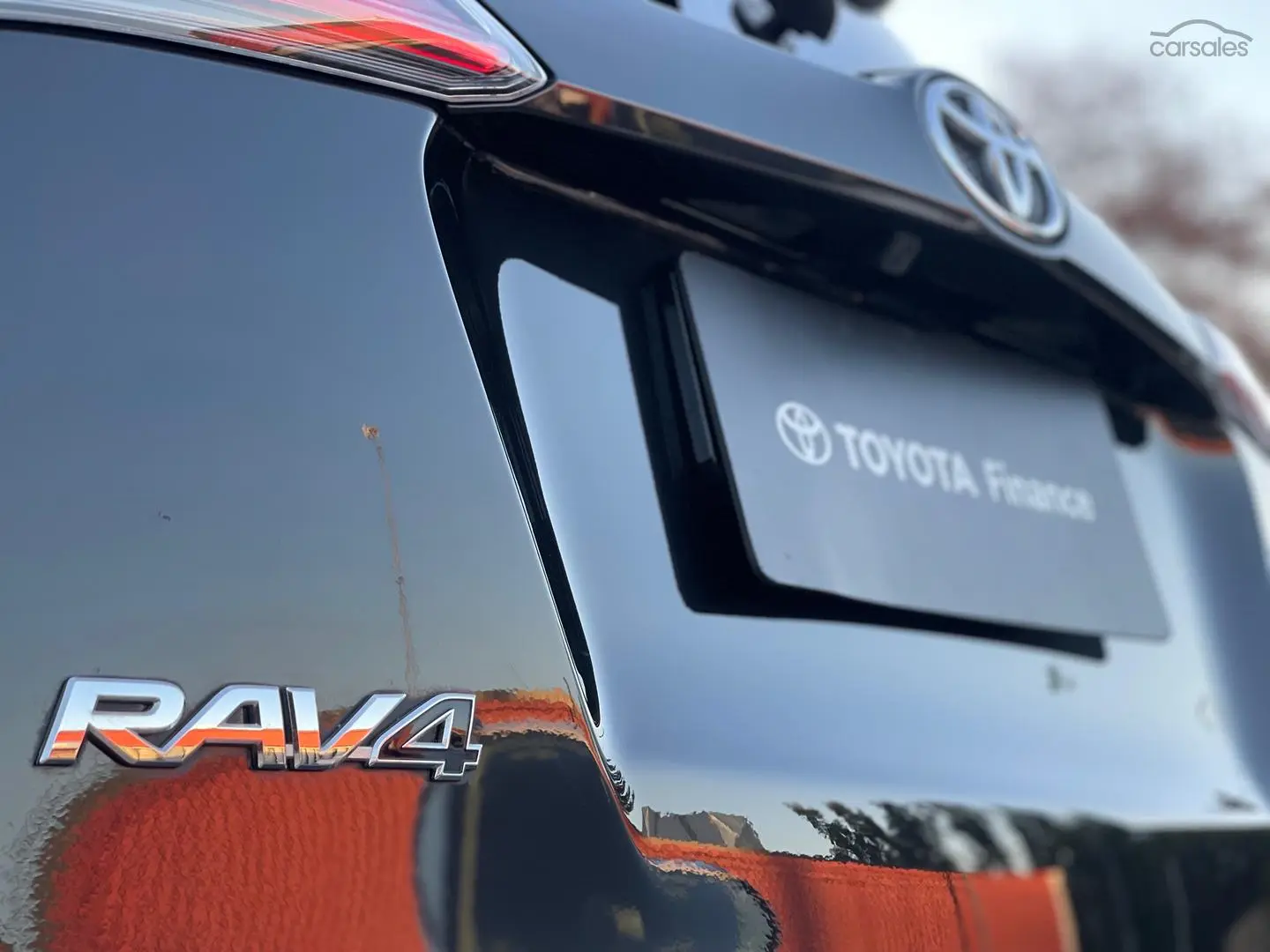 2017 Toyota RAV4 Image 37