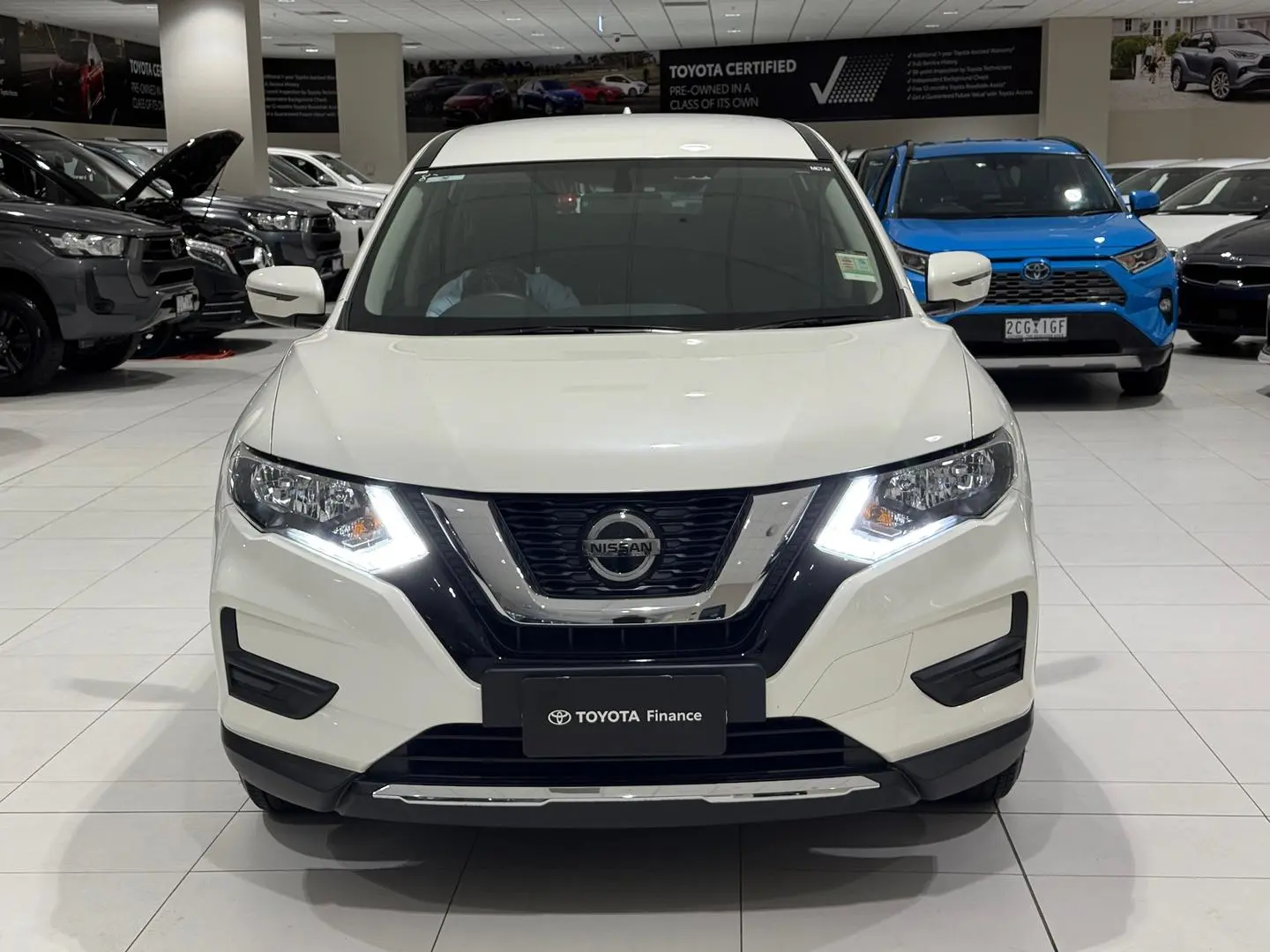 2020 Nissan X-TRAIL Gallery Image 4