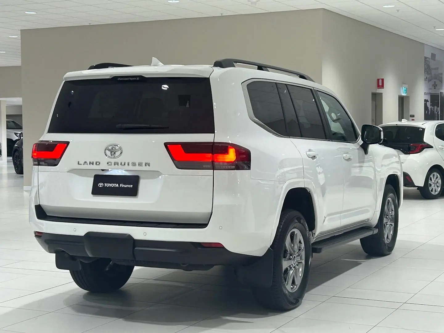 2022 Toyota Landcruiser Gallery Image 10