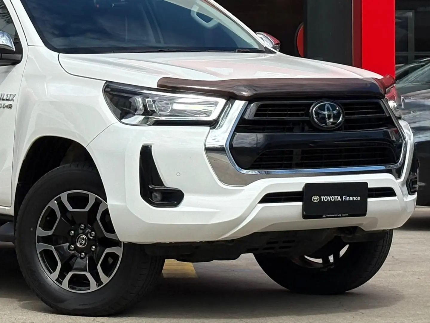 2022 Toyota Hilux Gallery Image 3