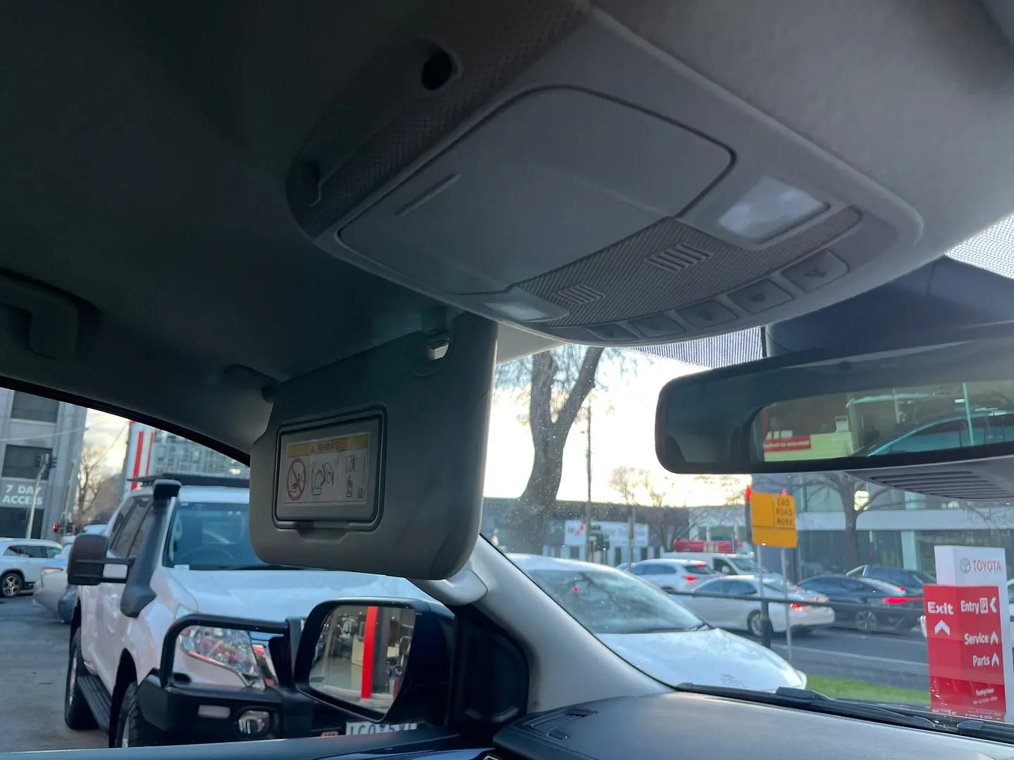 2022 Ford Everest Gallery Image 25