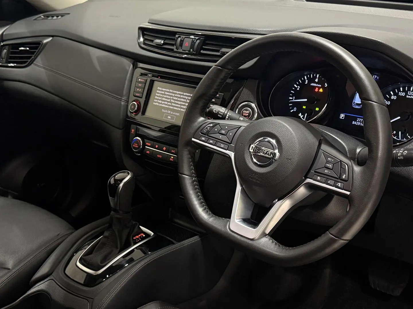 2021 Nissan X-TRAIL Gallery Image 13