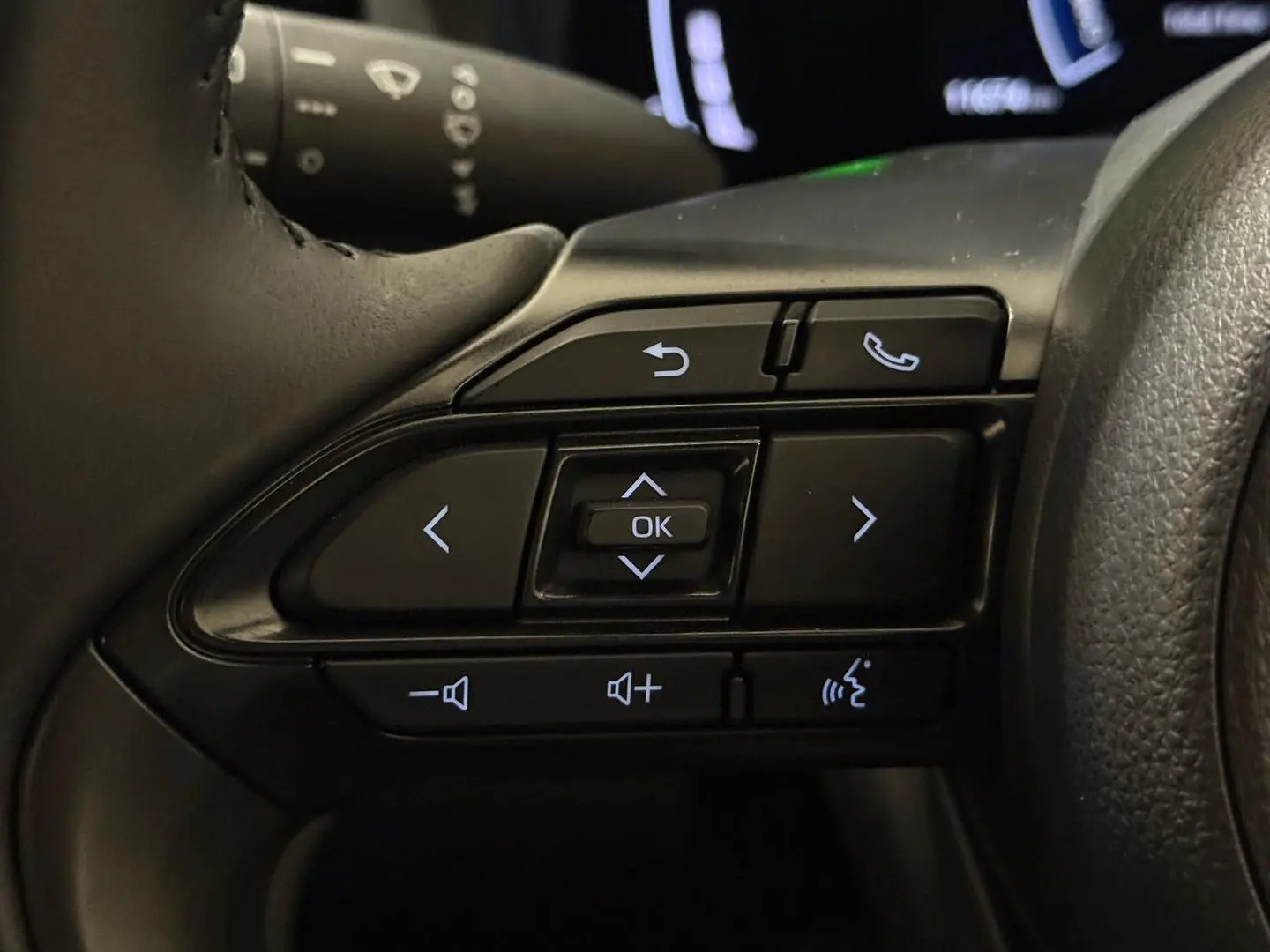 2024 Toyota Yaris Cross Gallery Image 22