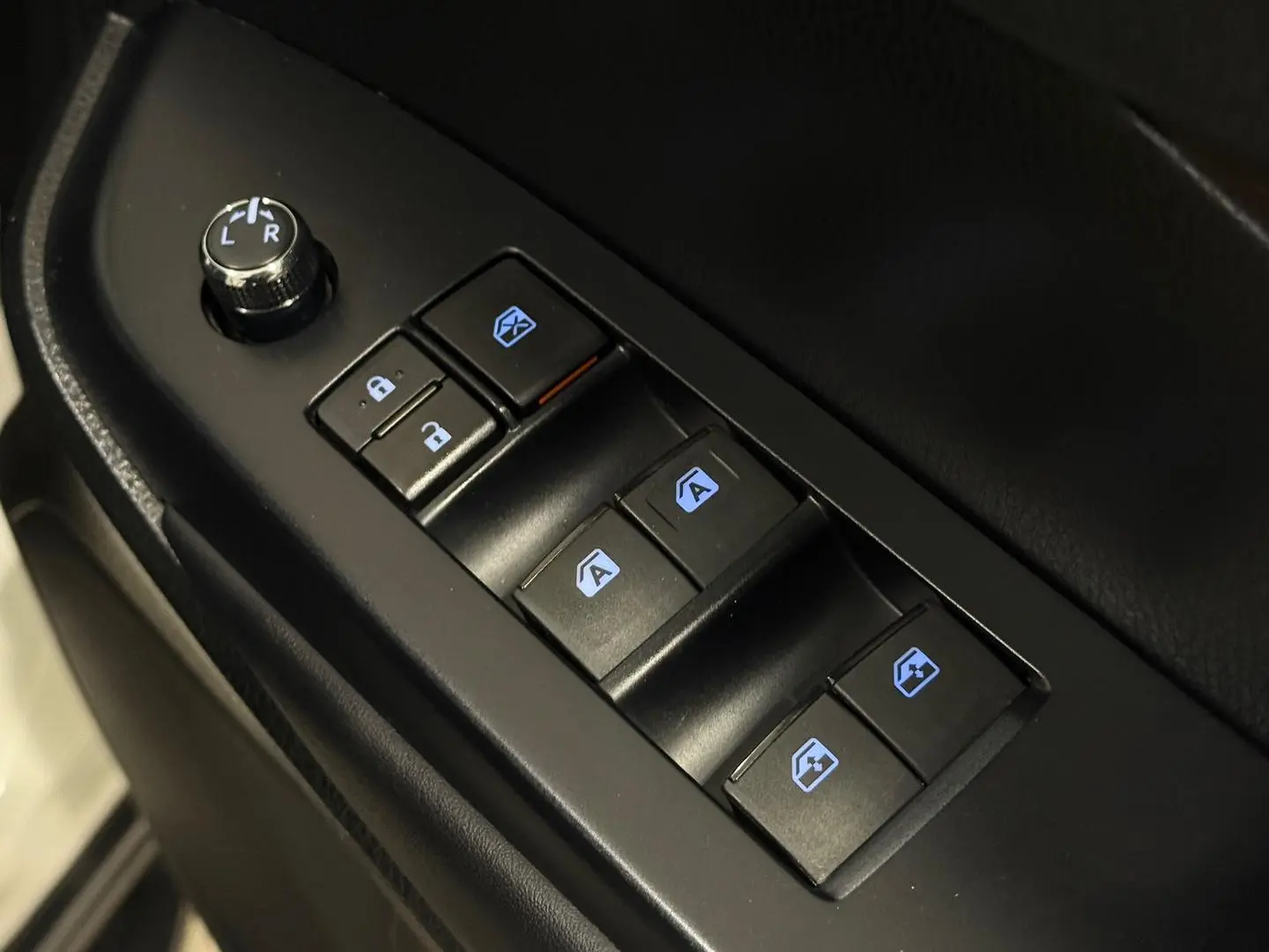 2019 Toyota Kluger Gallery Image 16