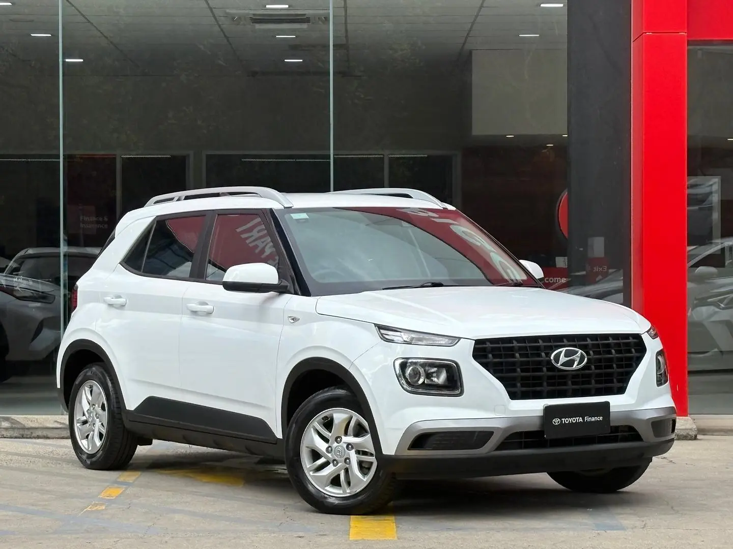 2022 Hyundai Venue Gallery Image 1