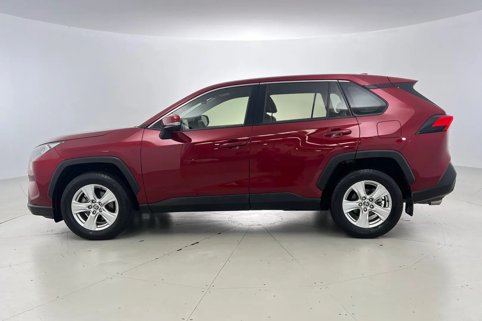 2020 Toyota RAV4 Gallery Image 8