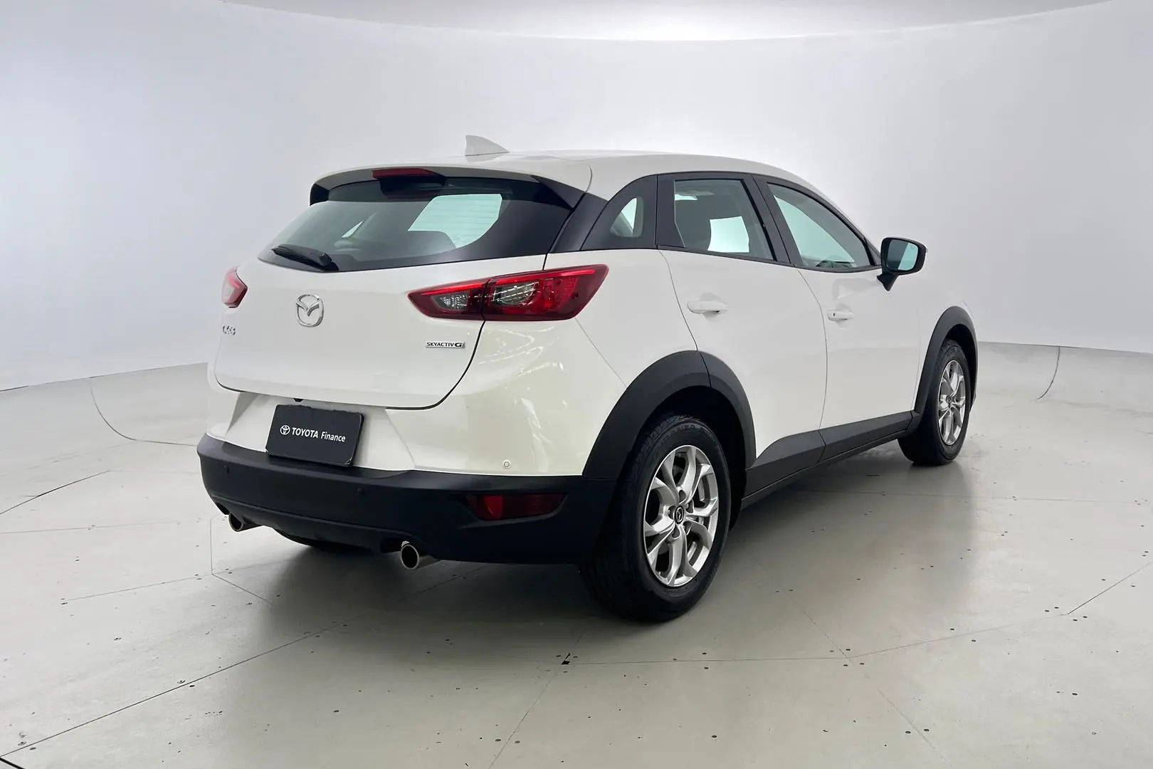 2022 Mazda CX-3 Gallery Image 2