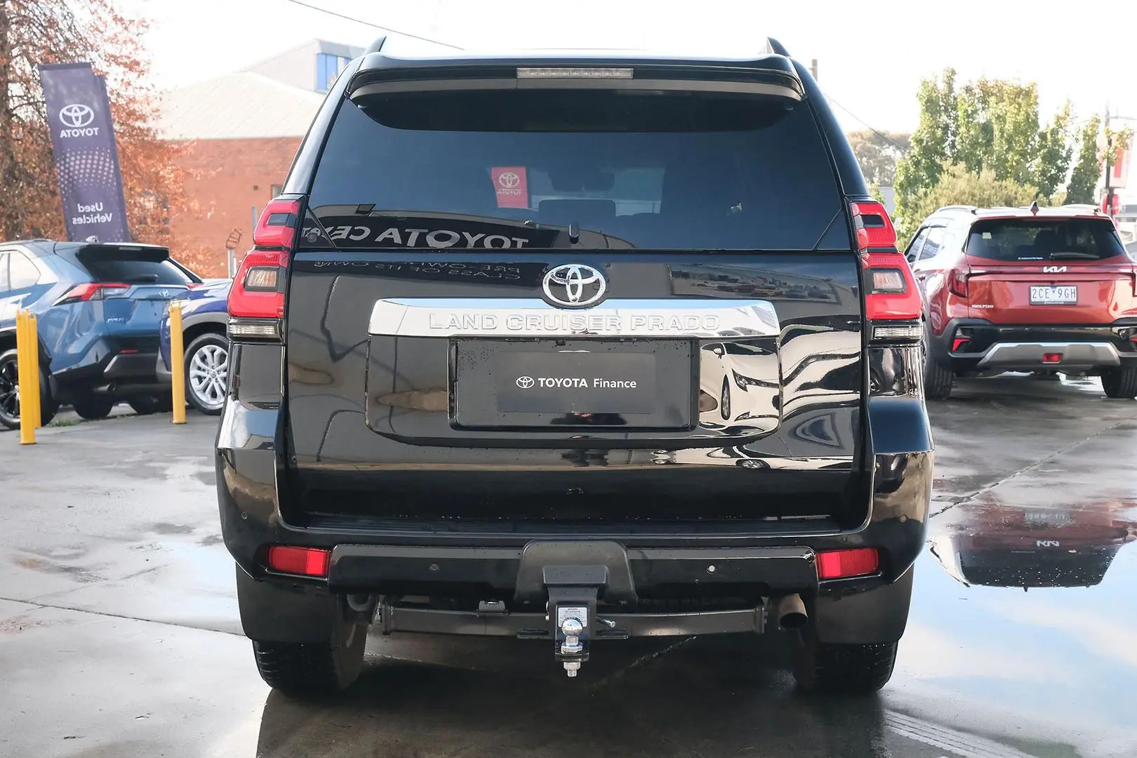 2021 Toyota Landcruiser Prado Gallery Image 4