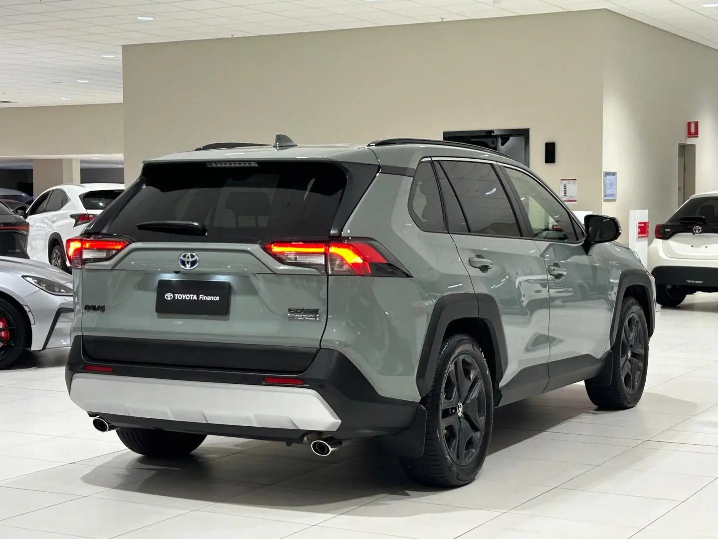 2024 Toyota RAV4 Gallery Image 10