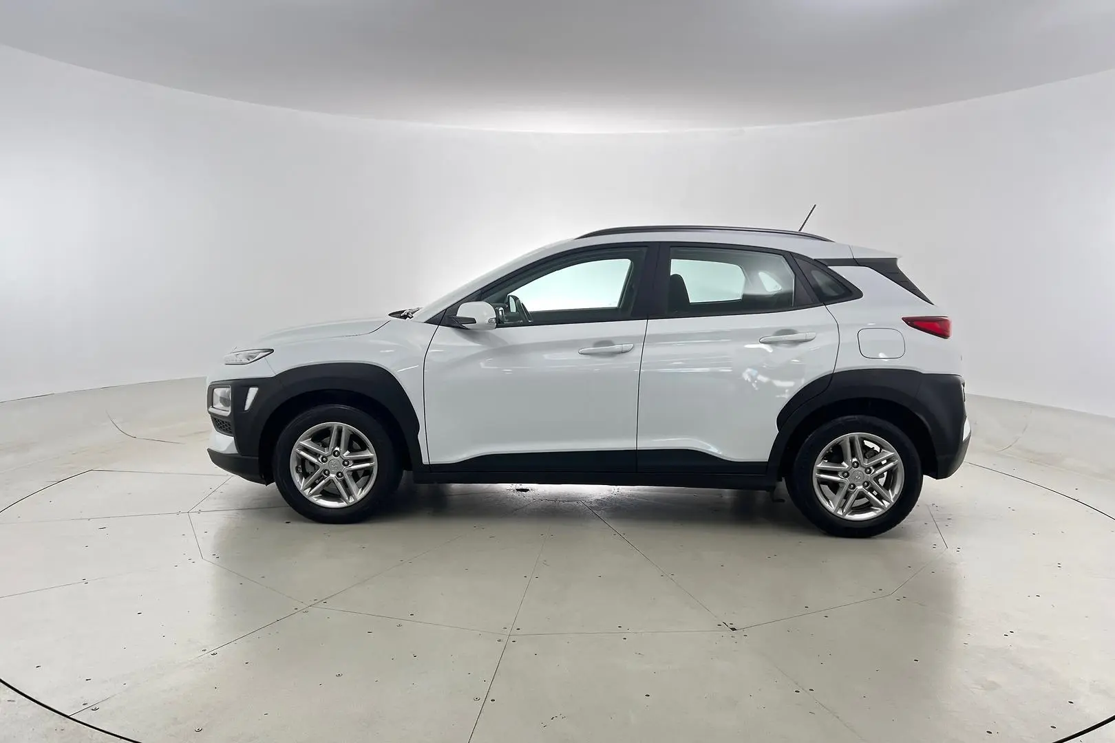 2020 Hyundai Kona Gallery Image 7