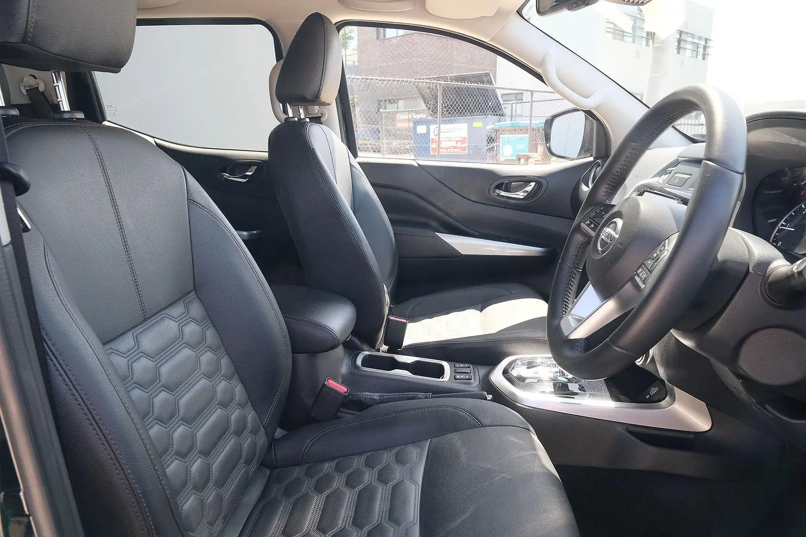 2024 Nissan Navara Gallery Image 19