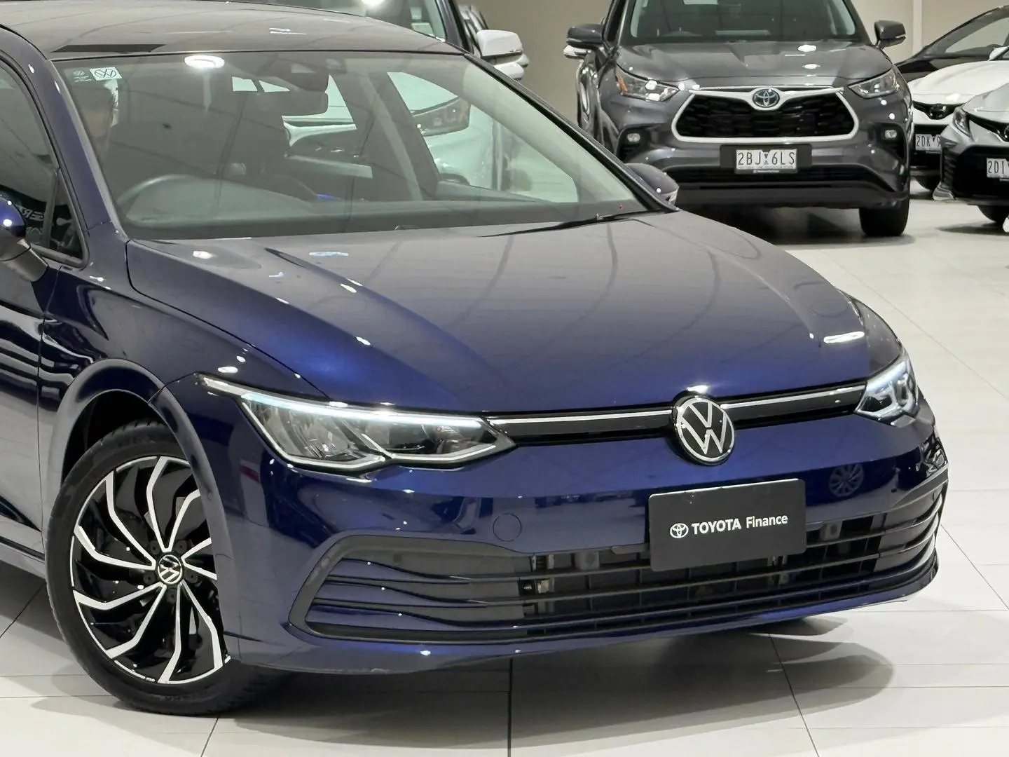 2023 Volkswagen Golf Gallery Image 3