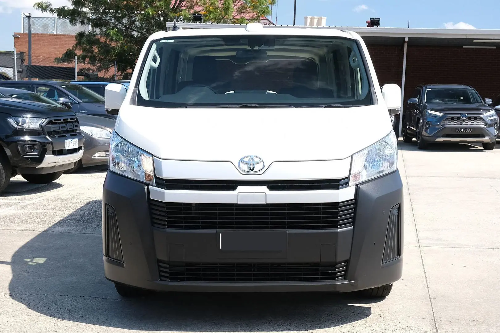 2022 Toyota Hiace Gallery Image 3