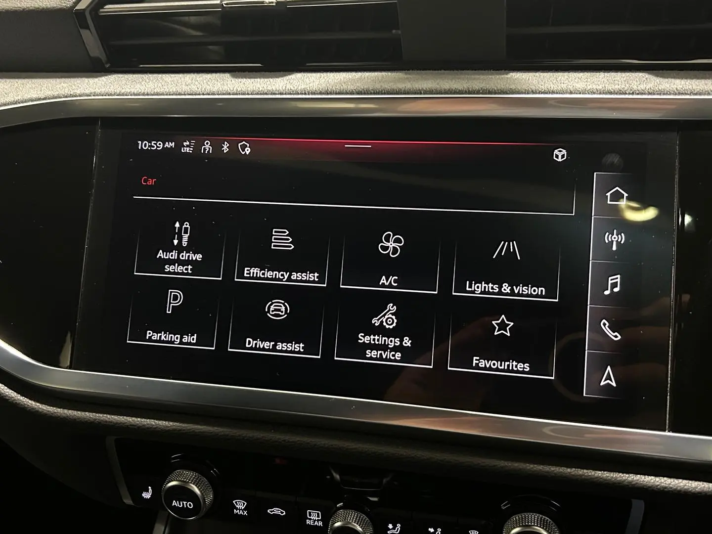 2024 Audi Q3 Gallery Image 17
