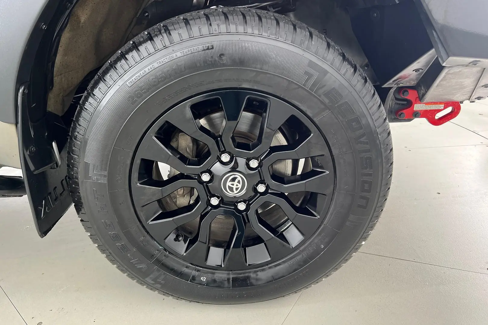 2021 Toyota Hilux Gallery Image 22