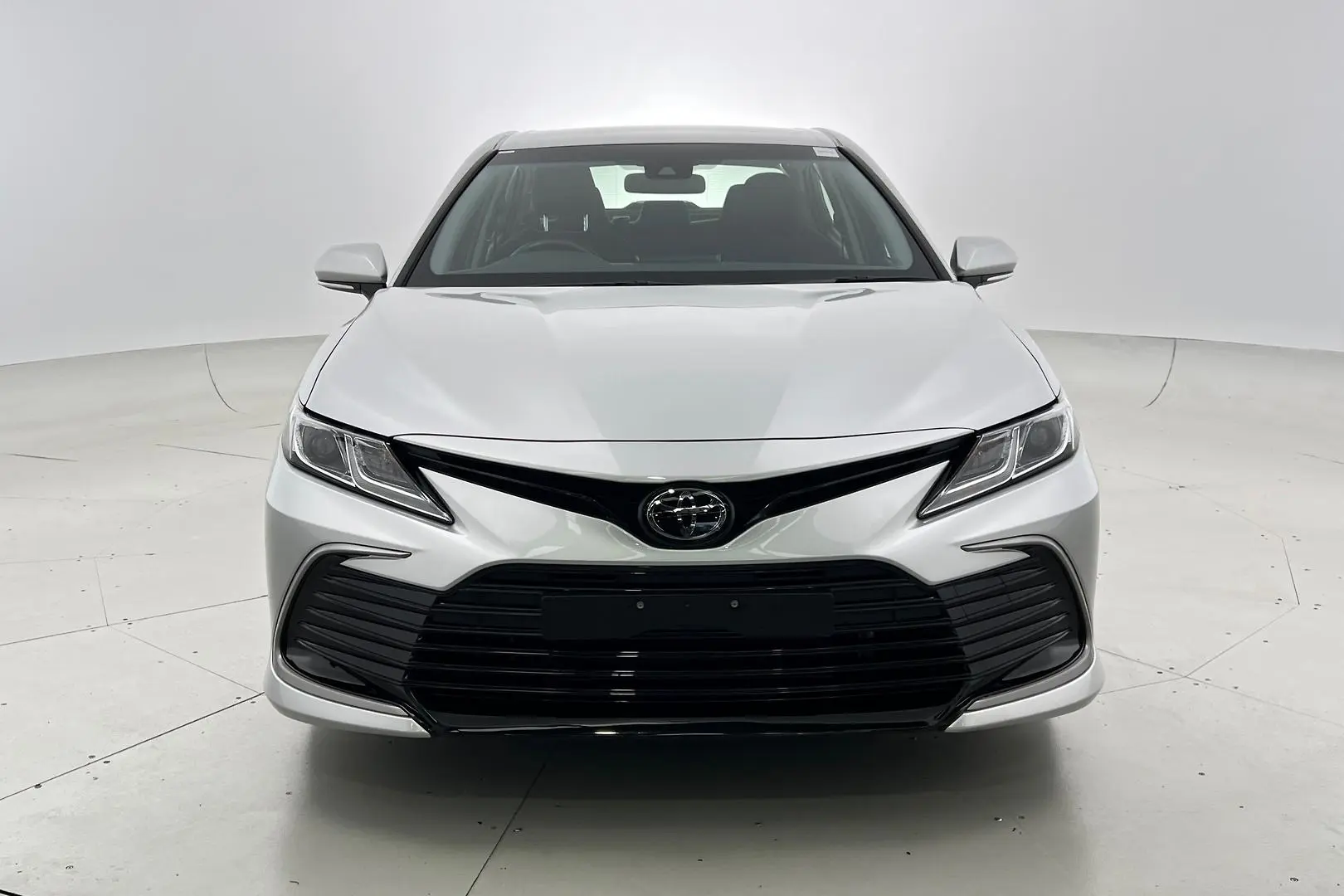 2024 Toyota Camry Gallery Image 6