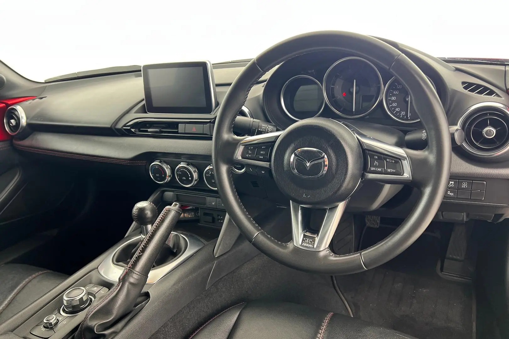 2017 Mazda MX-5 Gallery Image 13