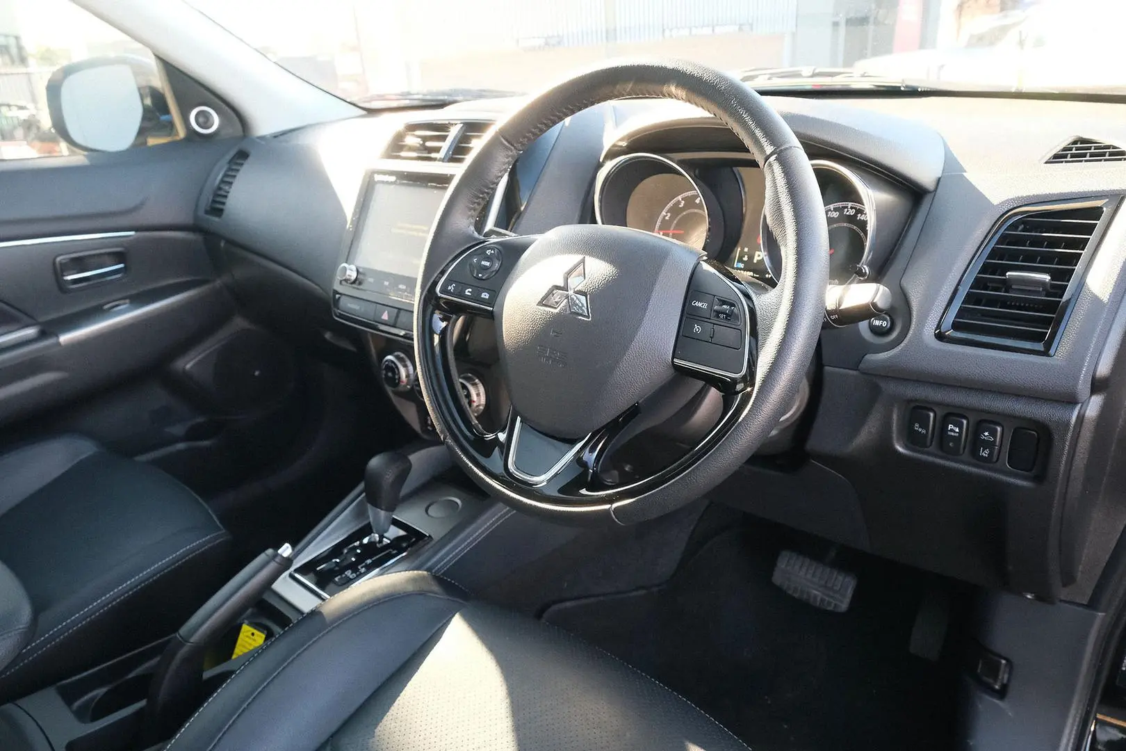 2022 Mitsubishi ASX Gallery Image 7