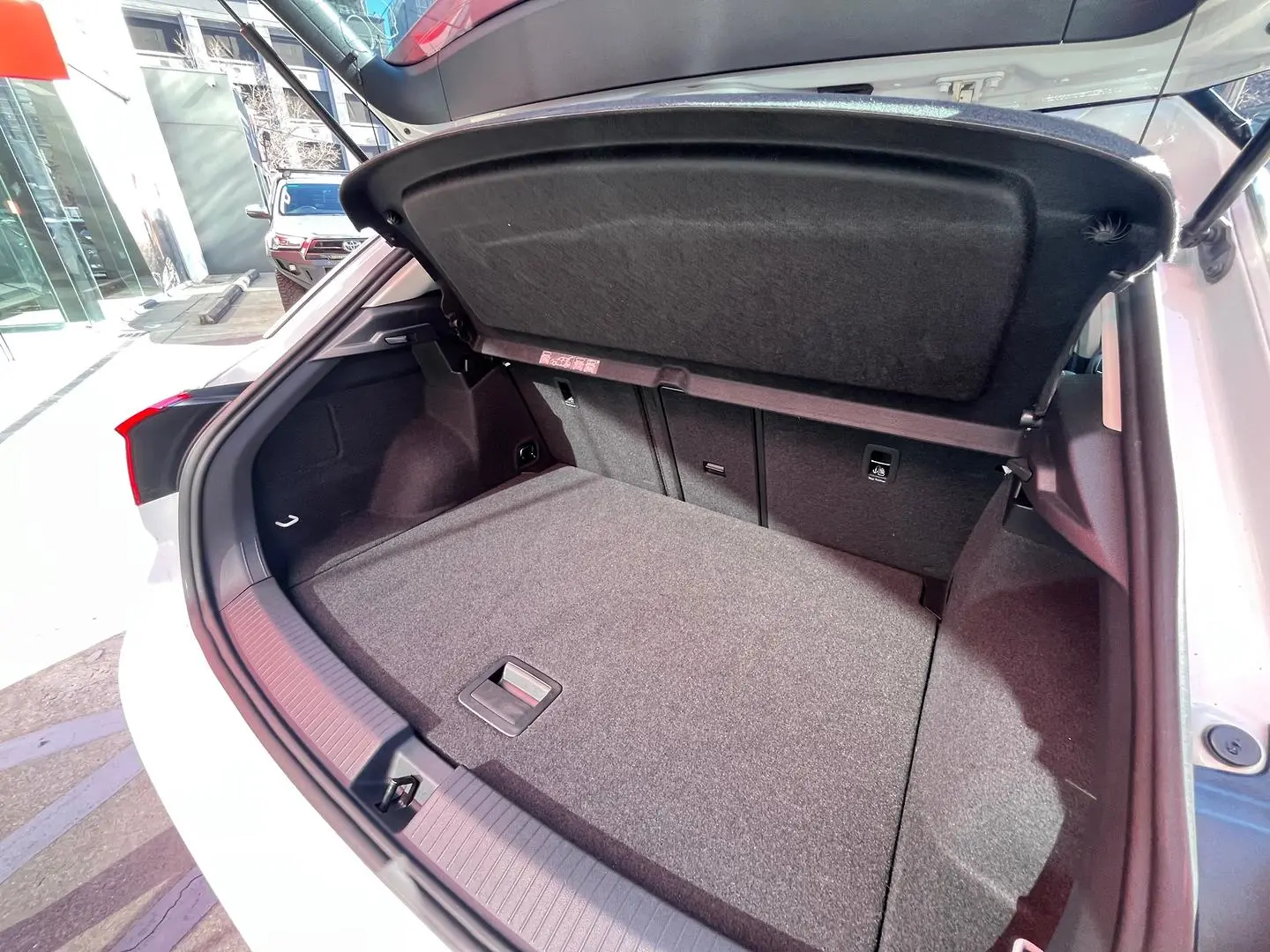 2021 Volkswagen T-Roc Gallery Image 16