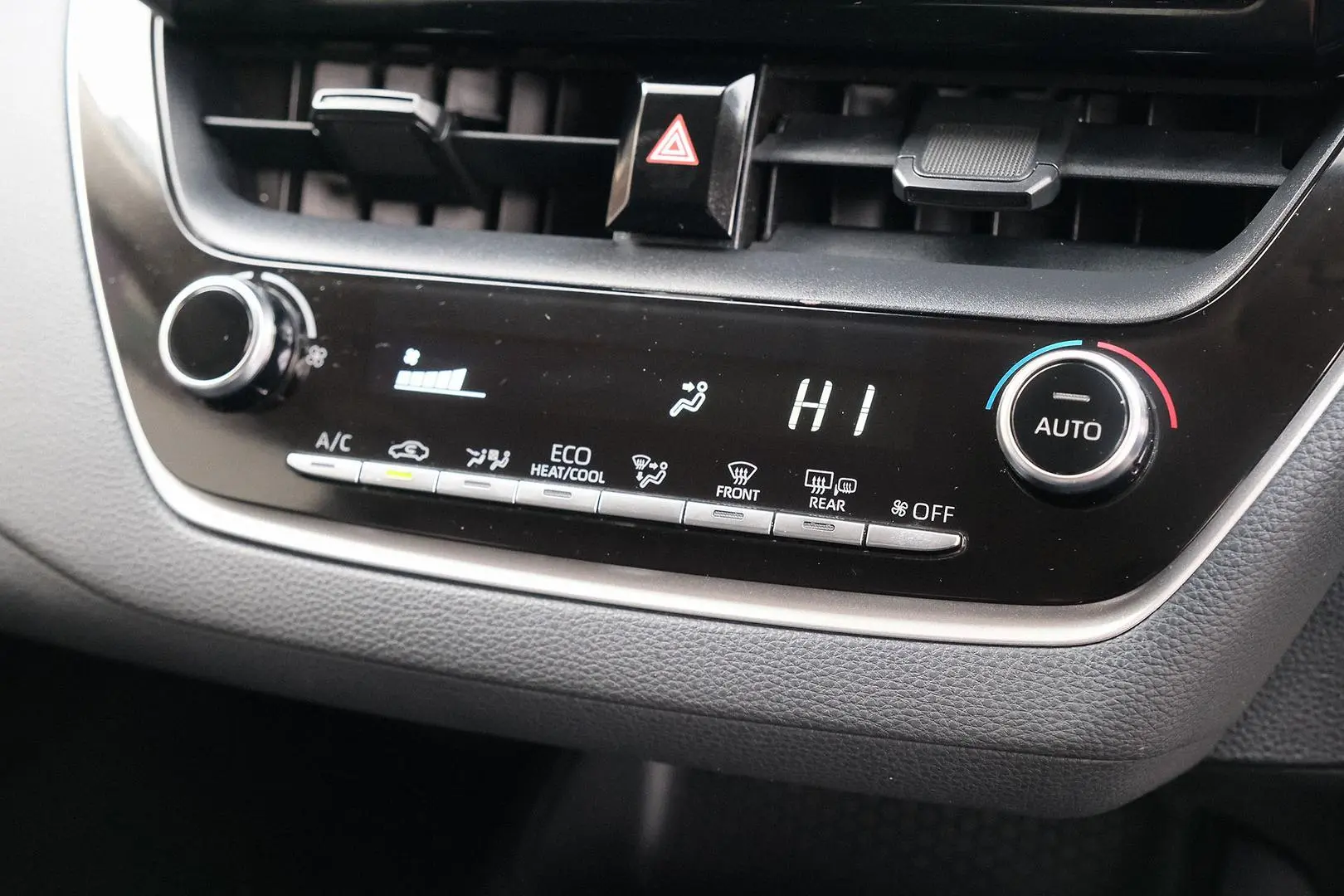 2020 Toyota Corolla Gallery Image 20