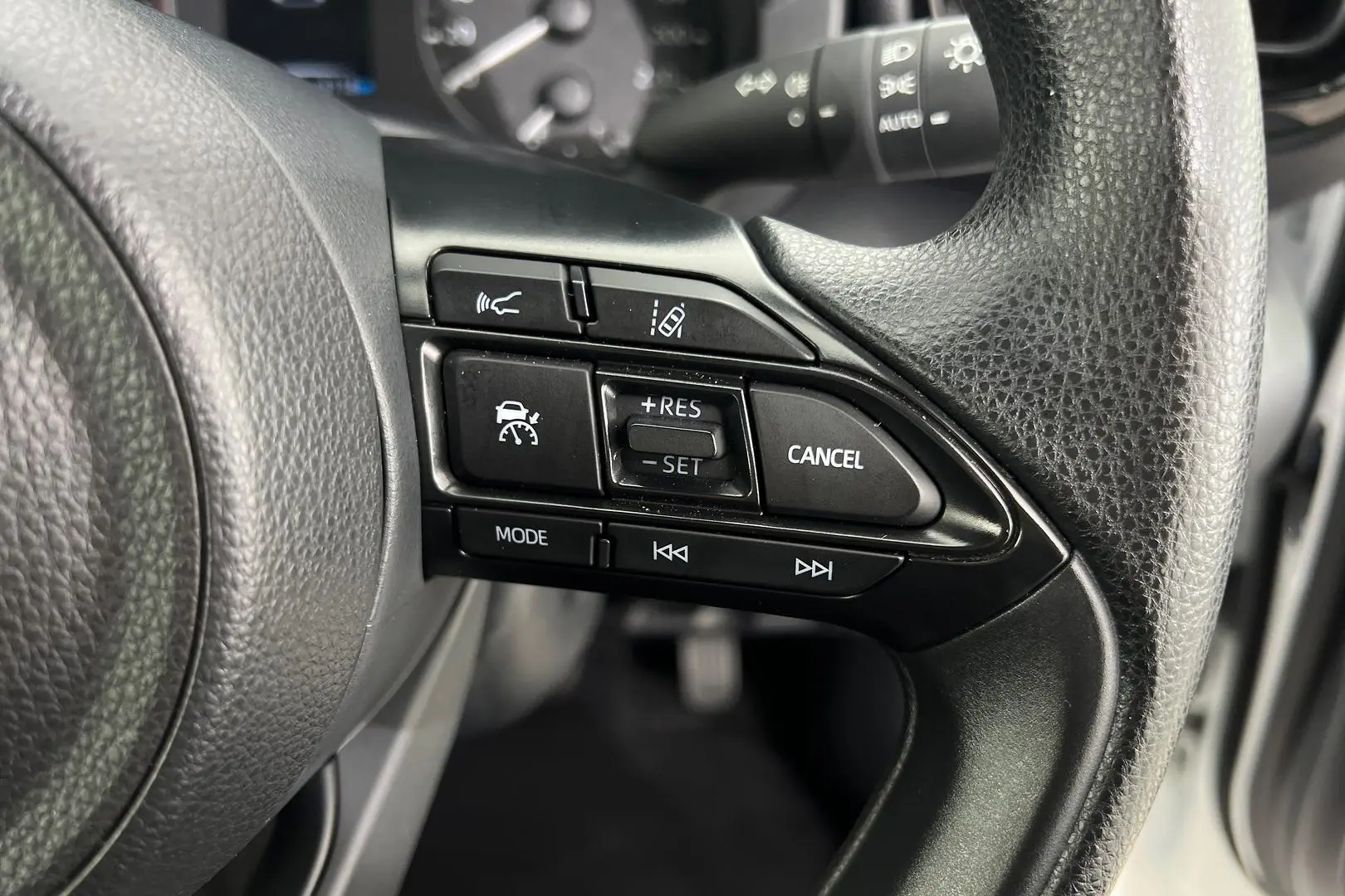 2023 Toyota Yaris Gallery Image 18