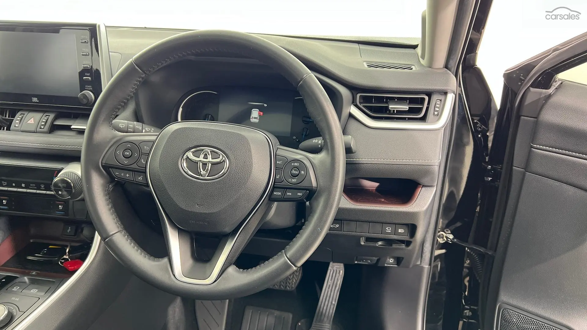 2022 Toyota RAV4 Image 12