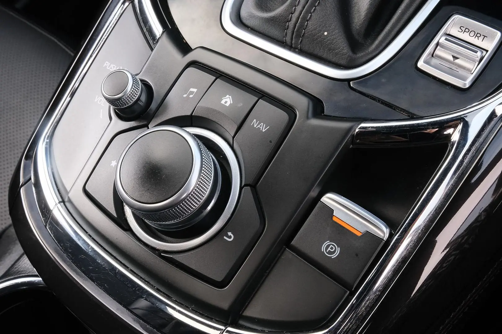 2019 Mazda CX-9 Gallery Image 19