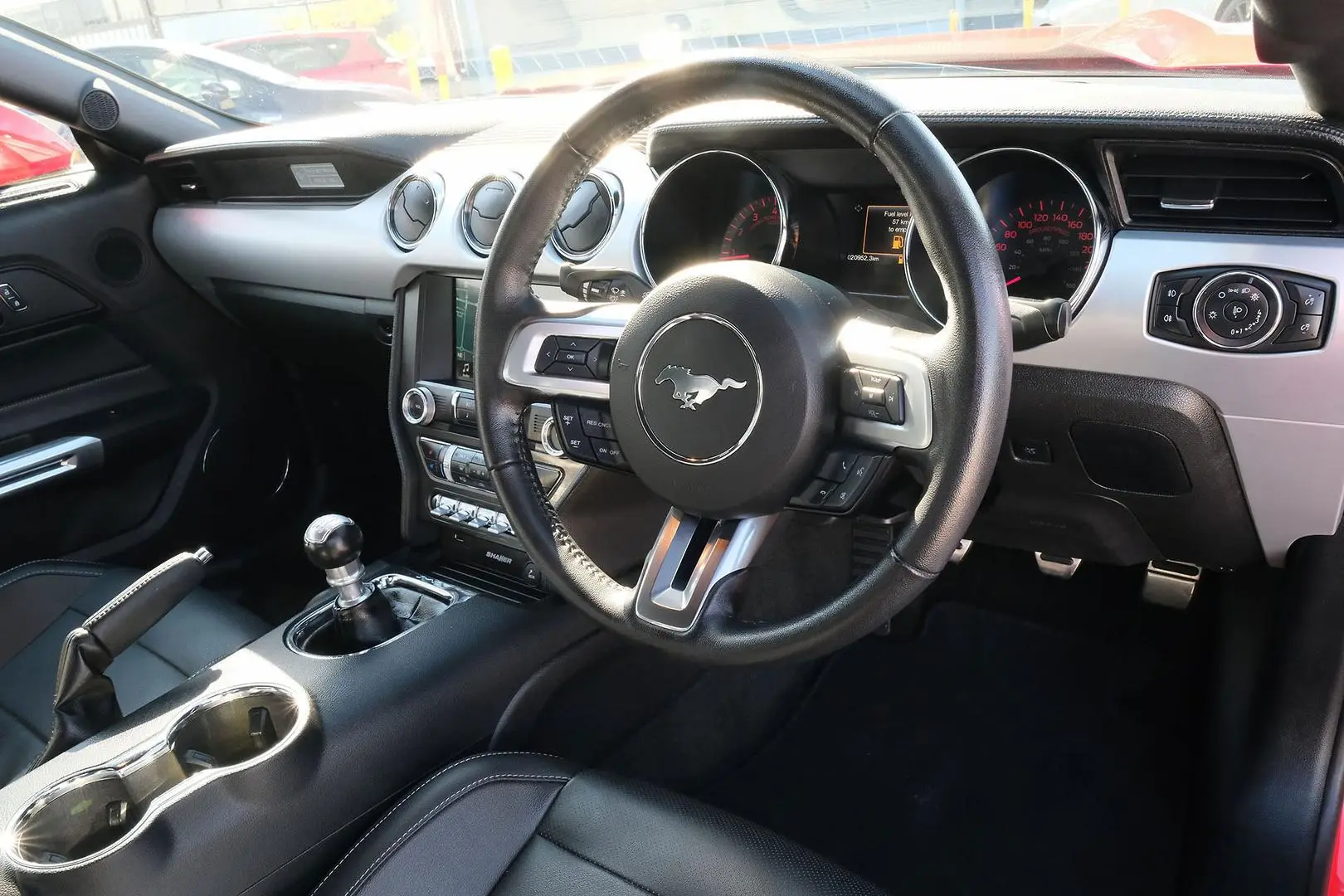 2017 Ford Mustang Gallery Image 7