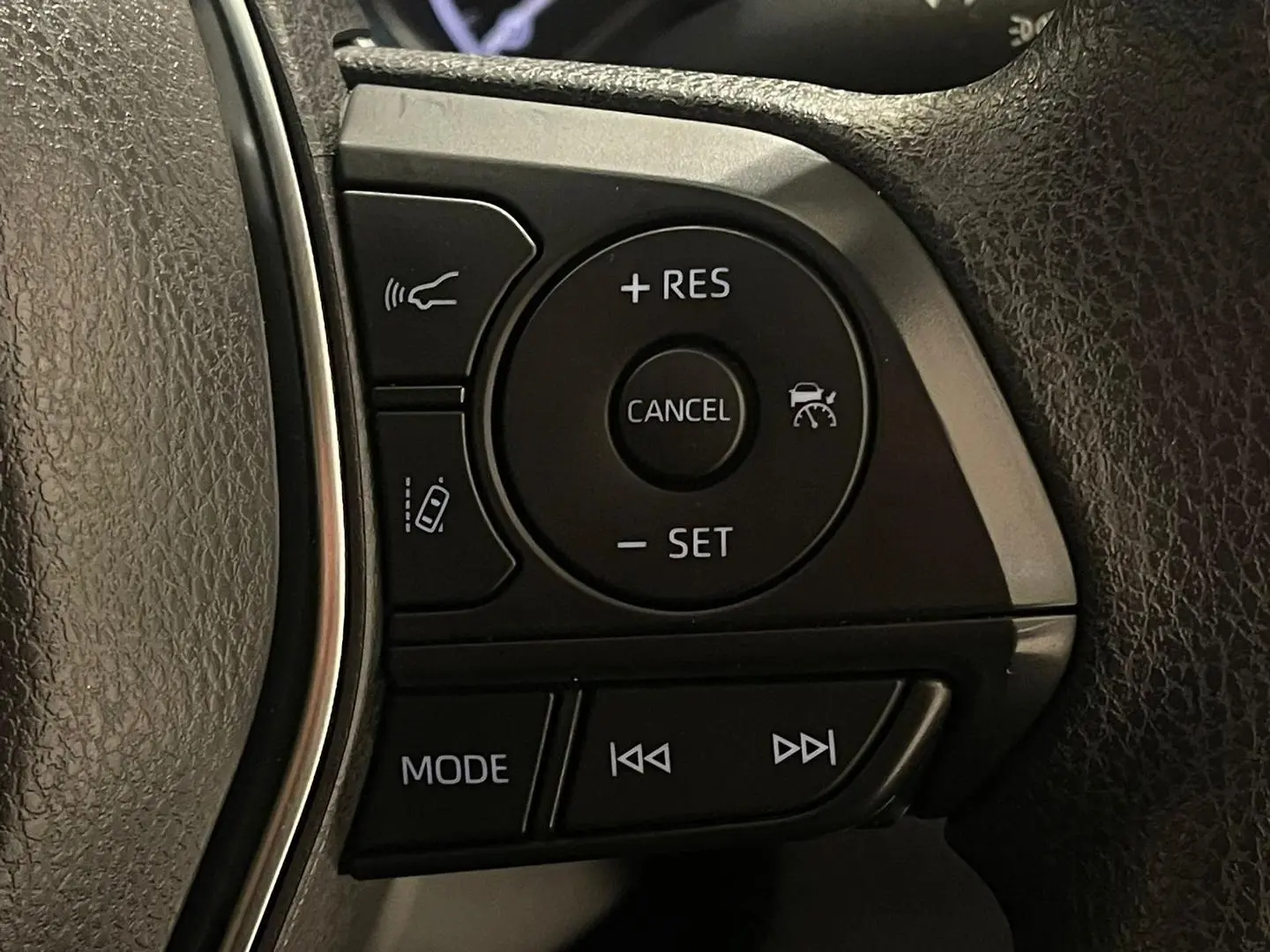 2024 Toyota Camry Gallery Image 21