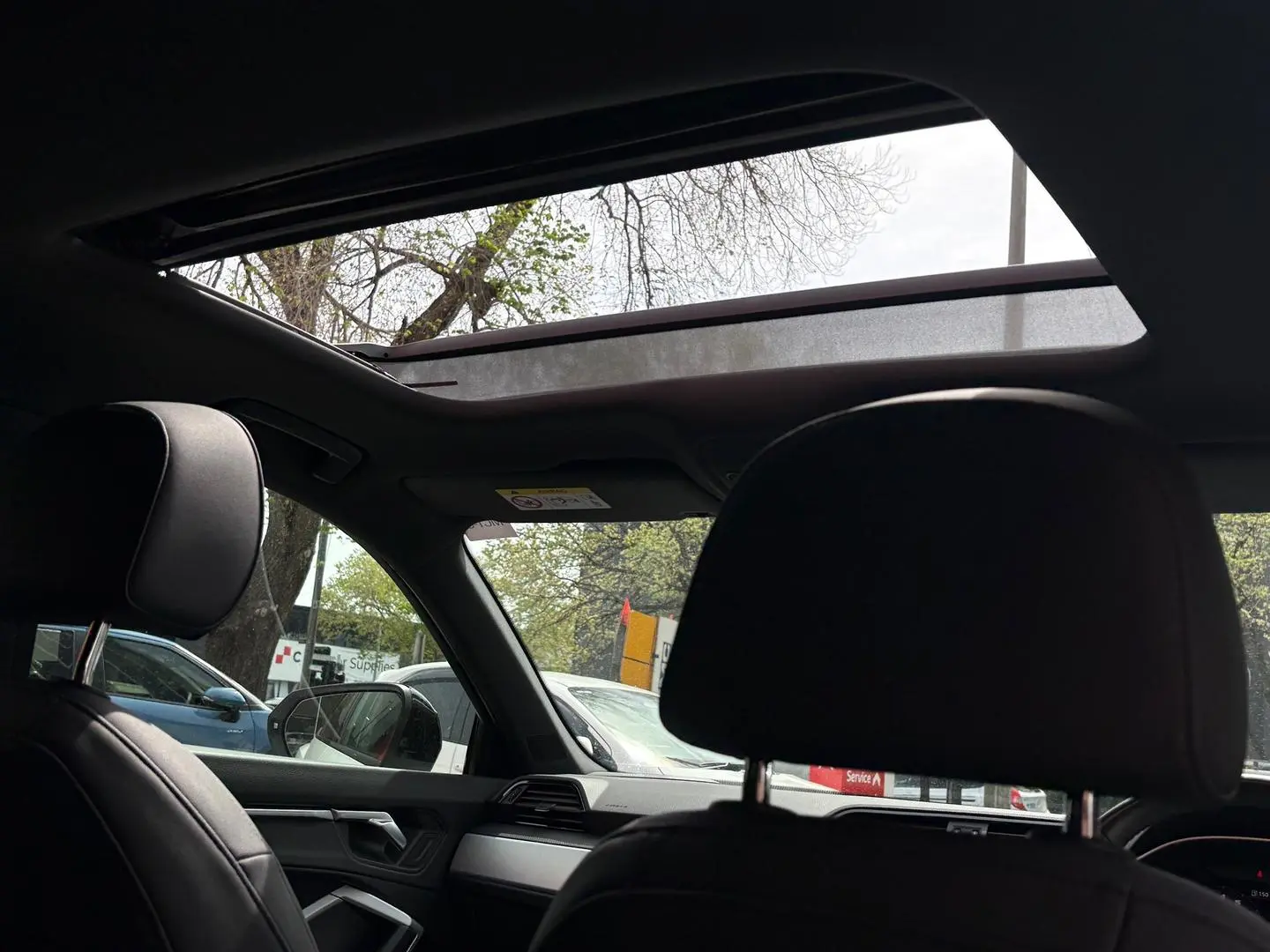 2020 Audi Q3 Gallery Image 2