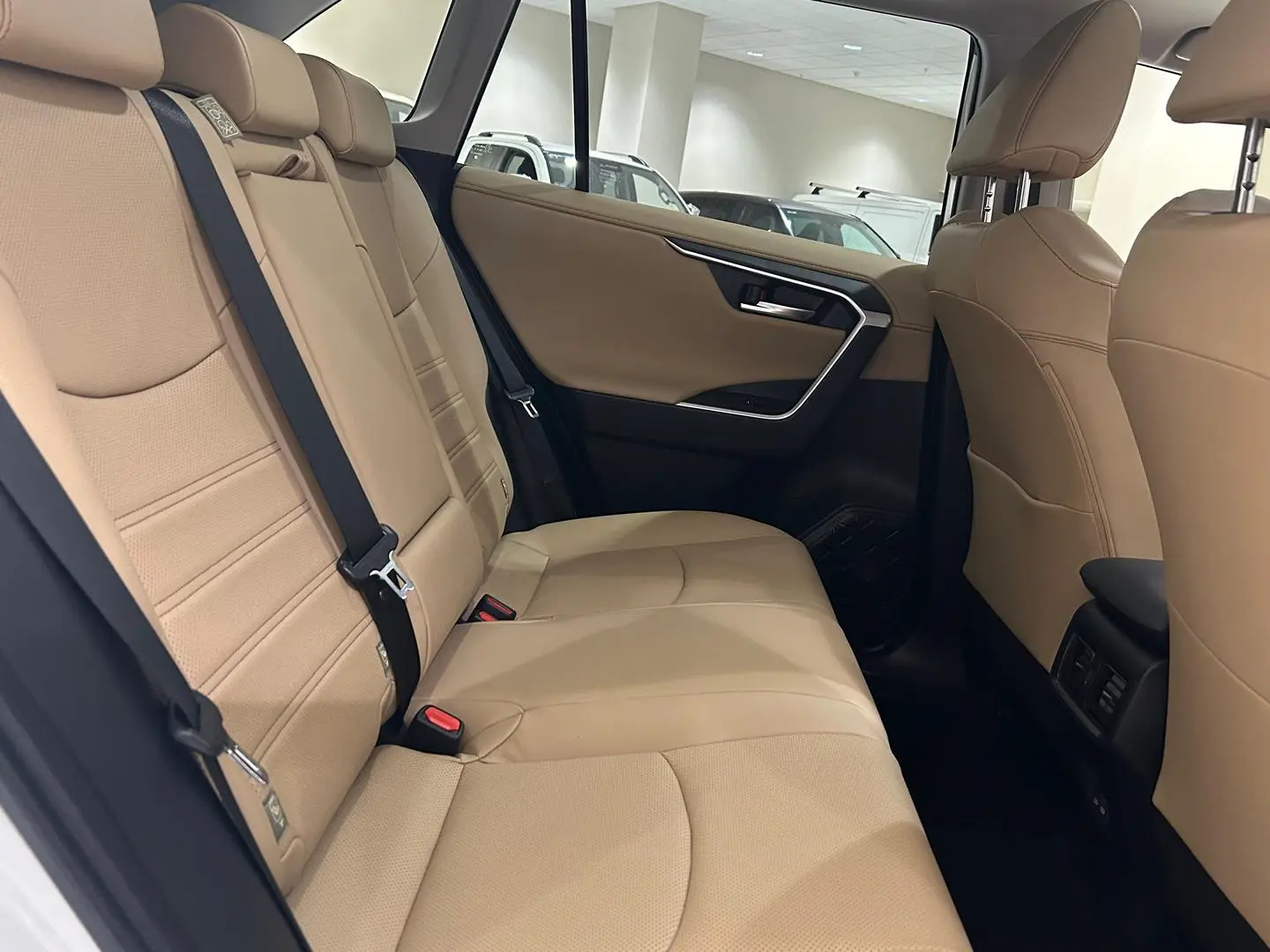 2024 Toyota RAV4 Gallery Image 13