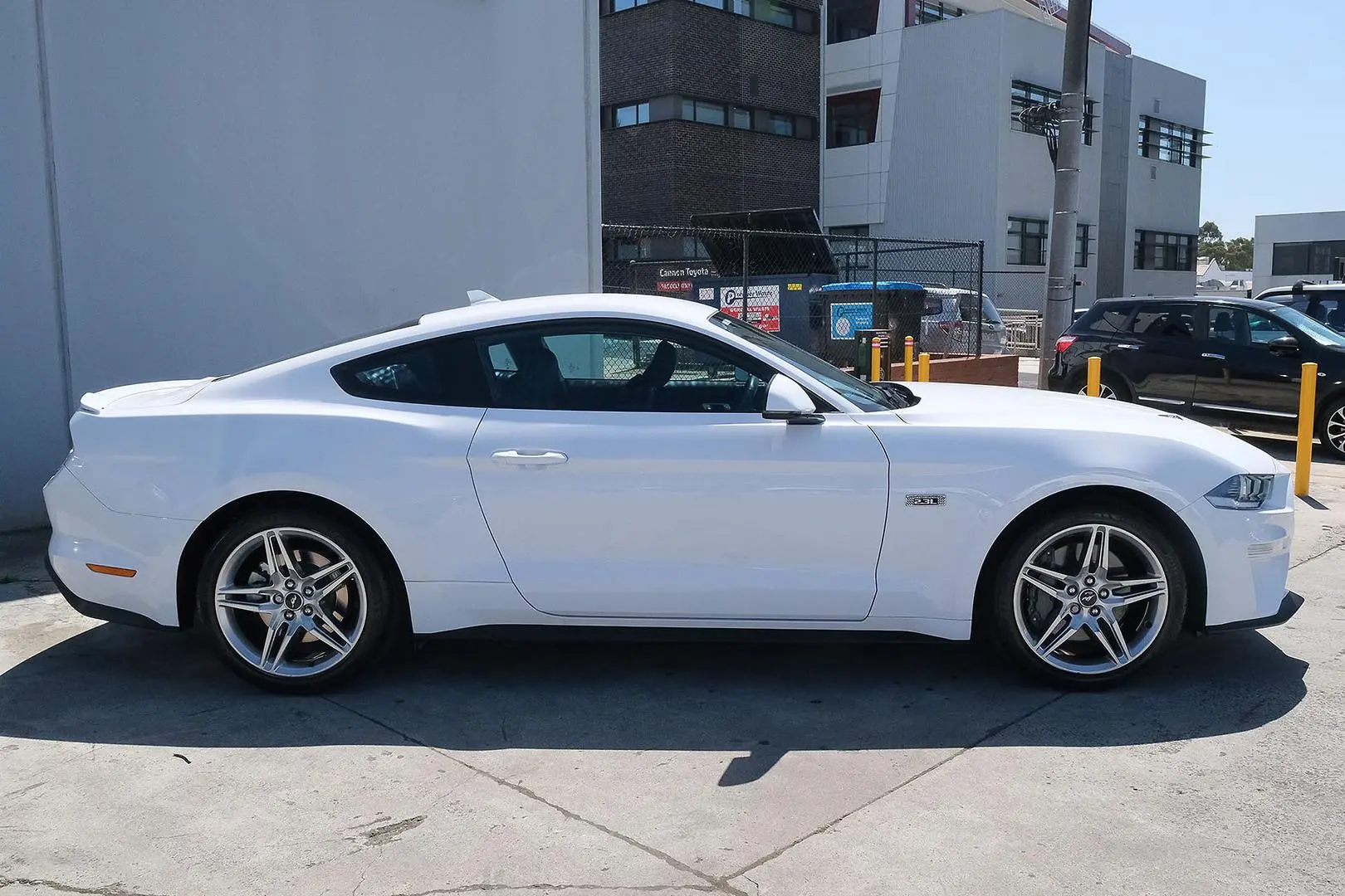 2021 Ford Mustang Gallery Image 5