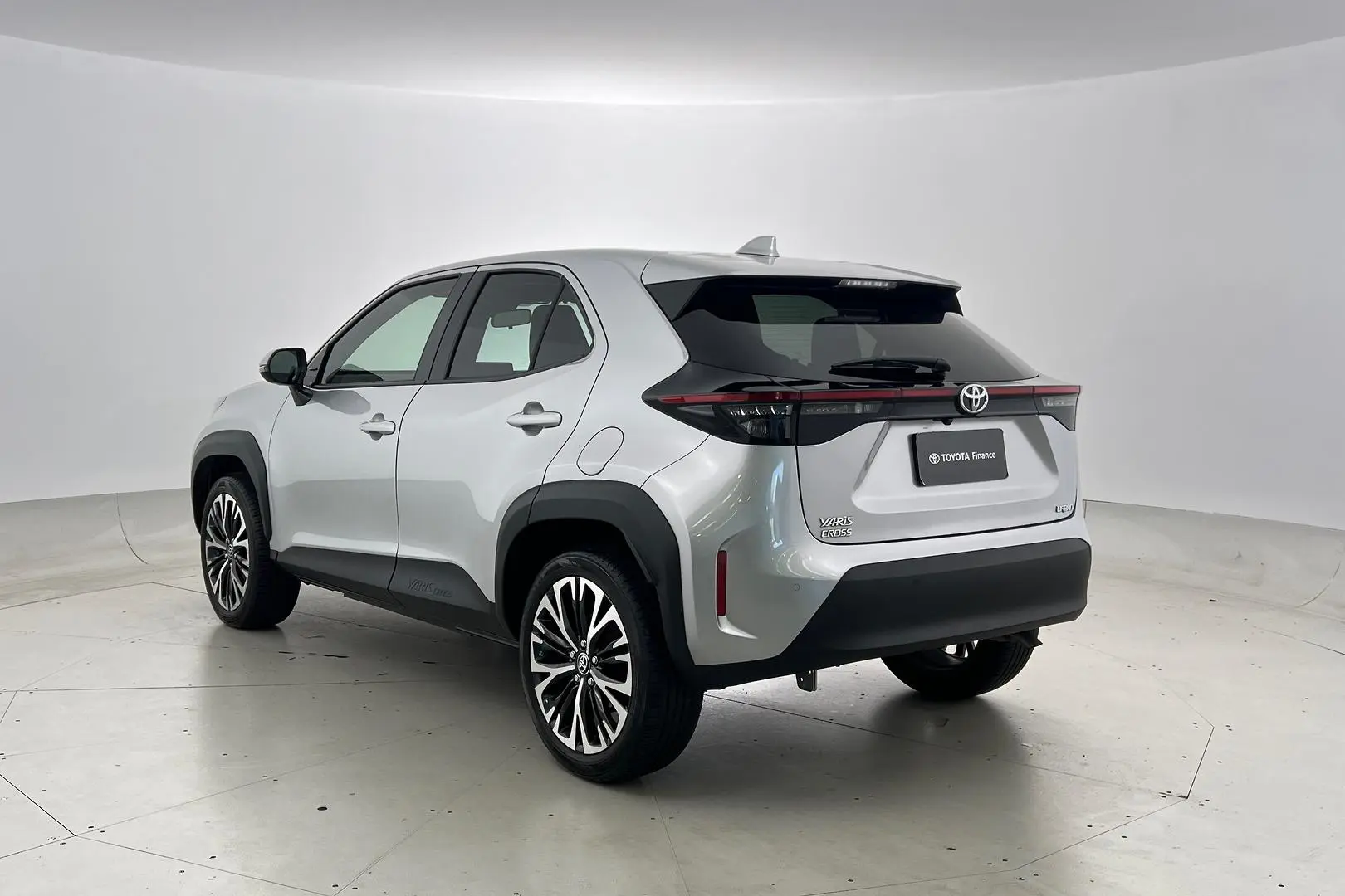 2022 Toyota Yaris Cross Gallery Image 8