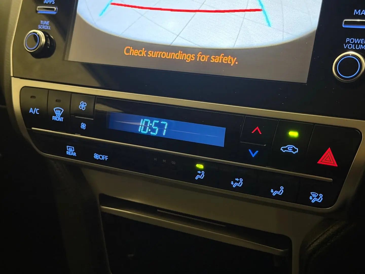 2022 Toyota Landcruiser Prado Gallery Image 18