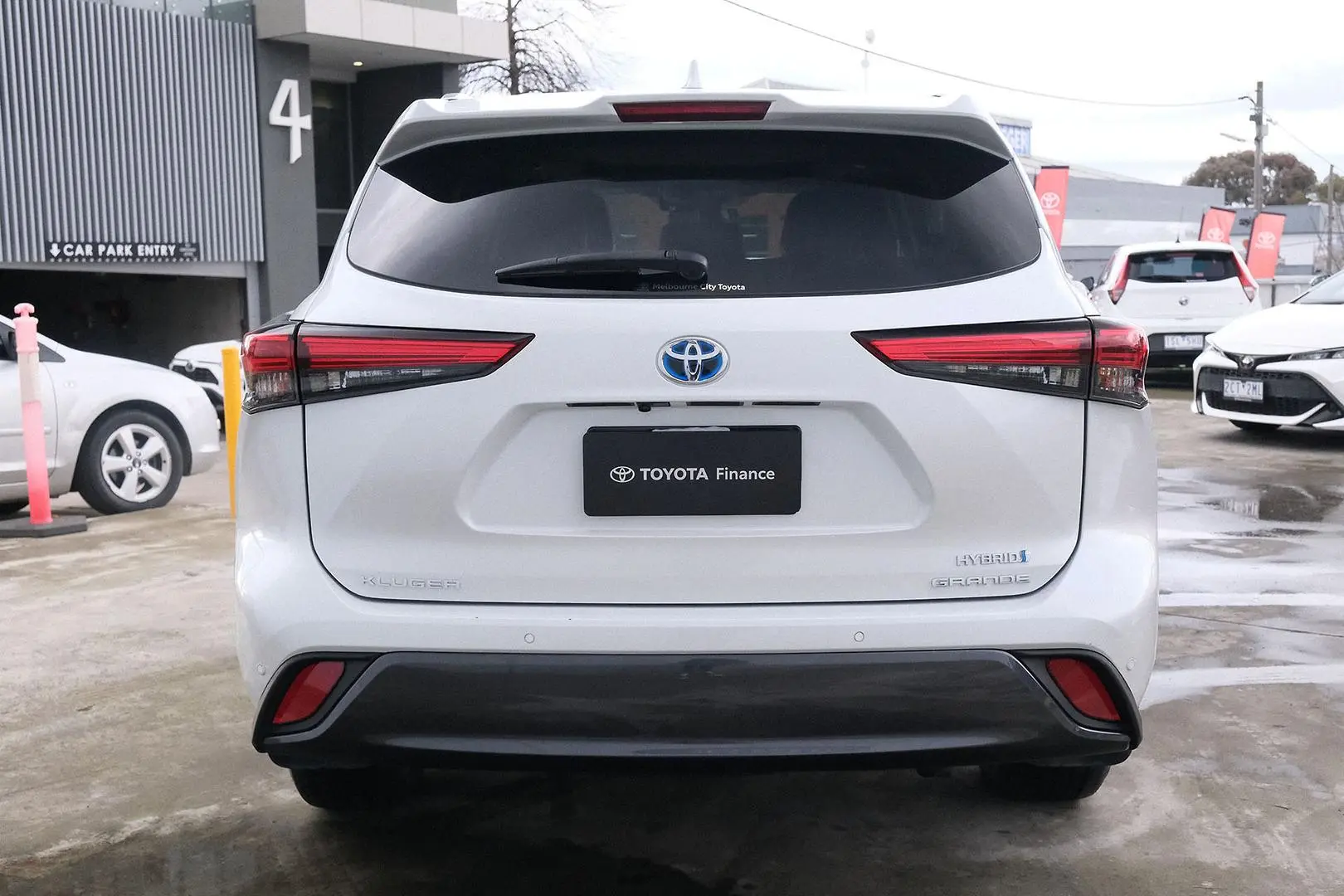 2021 Toyota Kluger Gallery Image 4