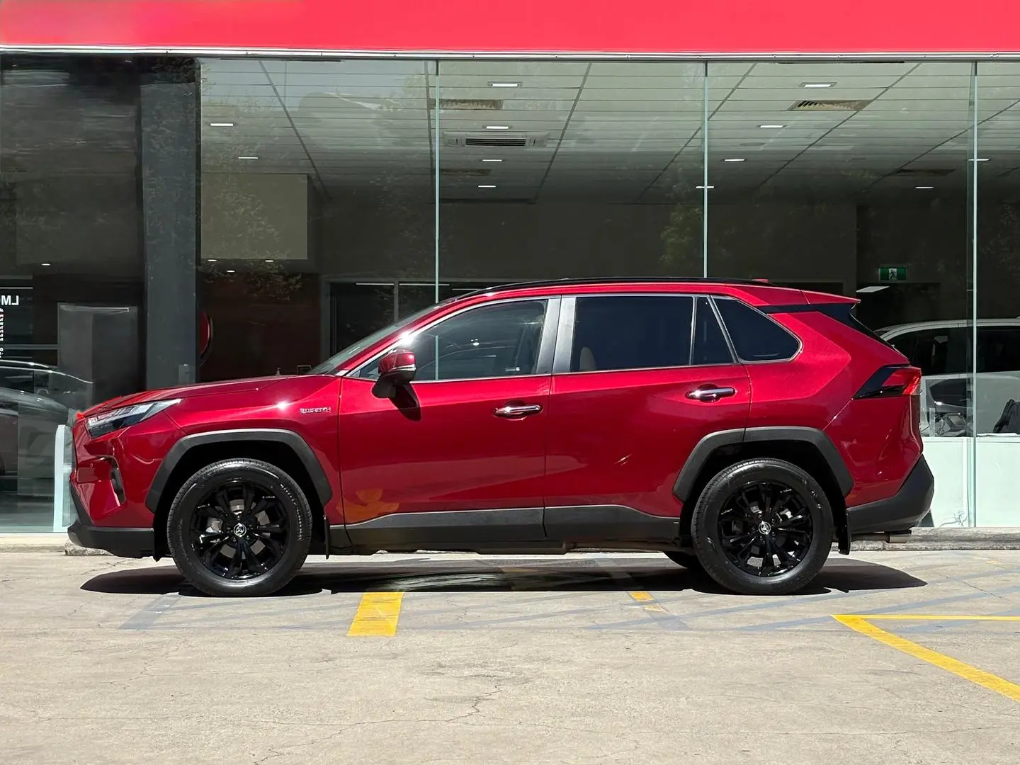 2023 Toyota RAV4 Gallery Image 6
