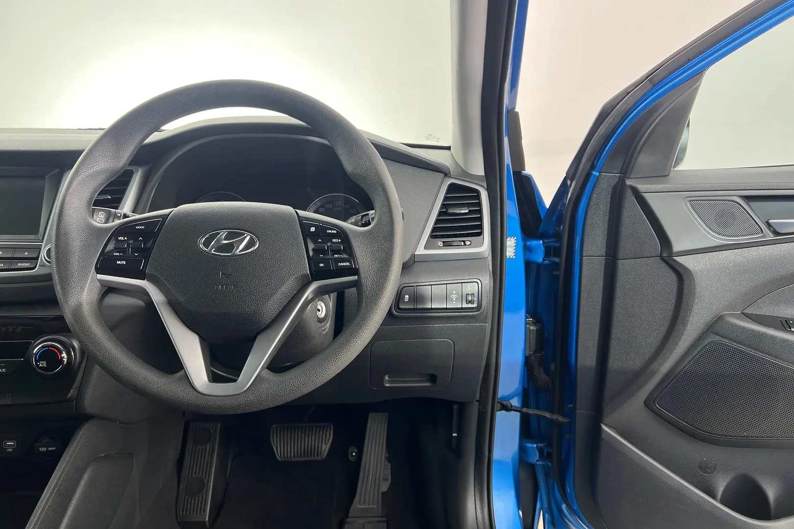 2015 Hyundai Tucson Gallery Image 15