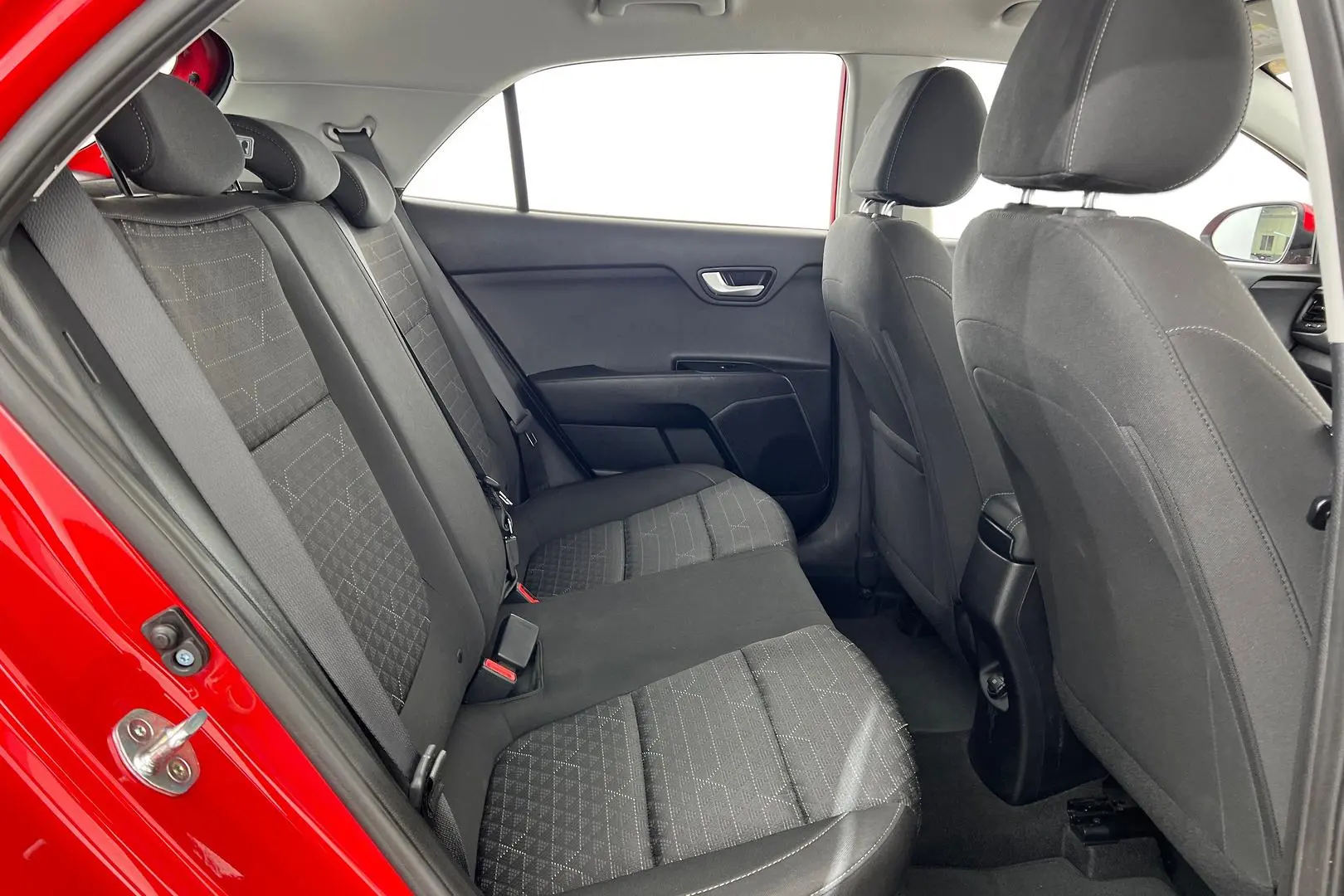 2019 Kia Rio Gallery Image 19