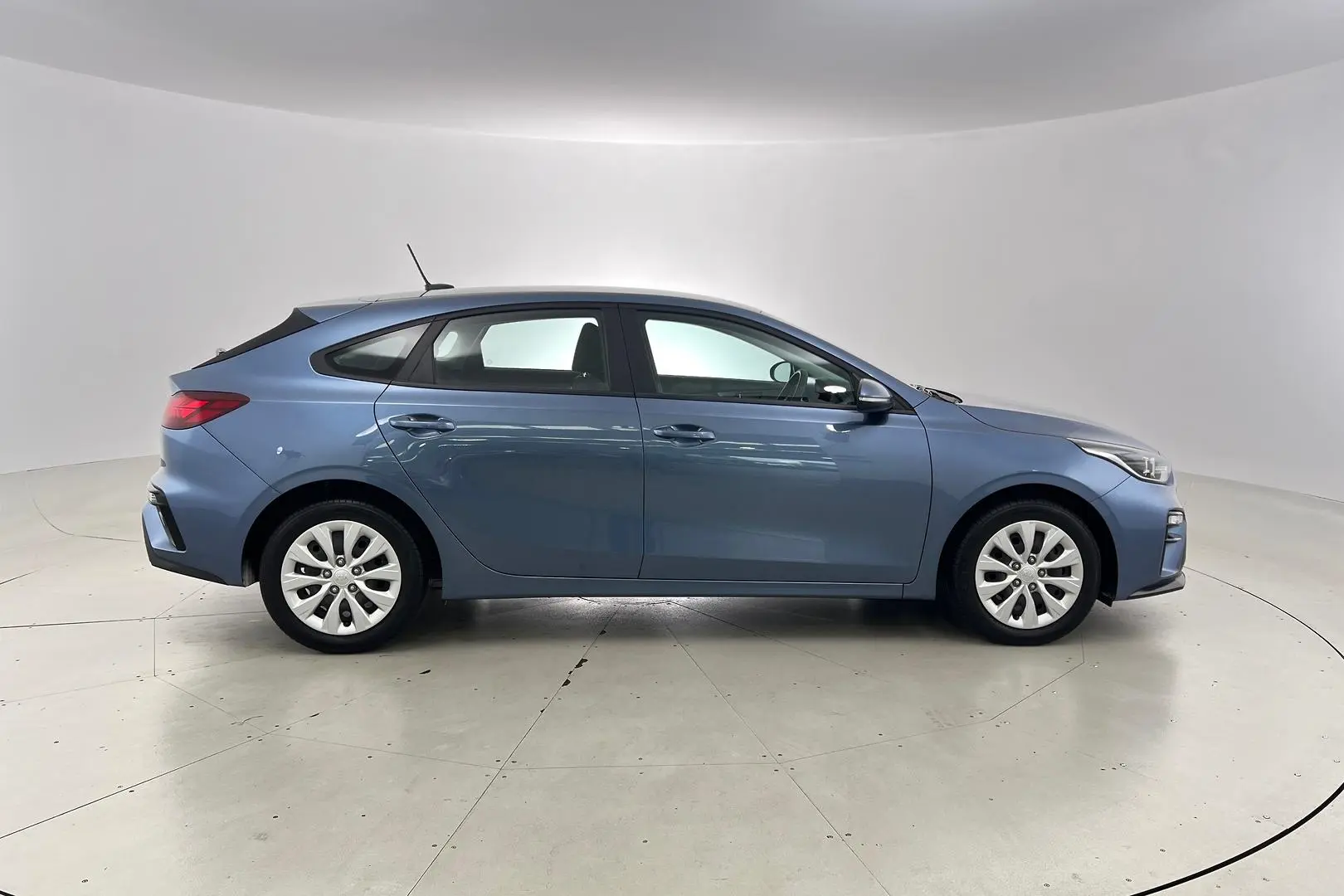 2021 Kia Cerato Gallery Image 4