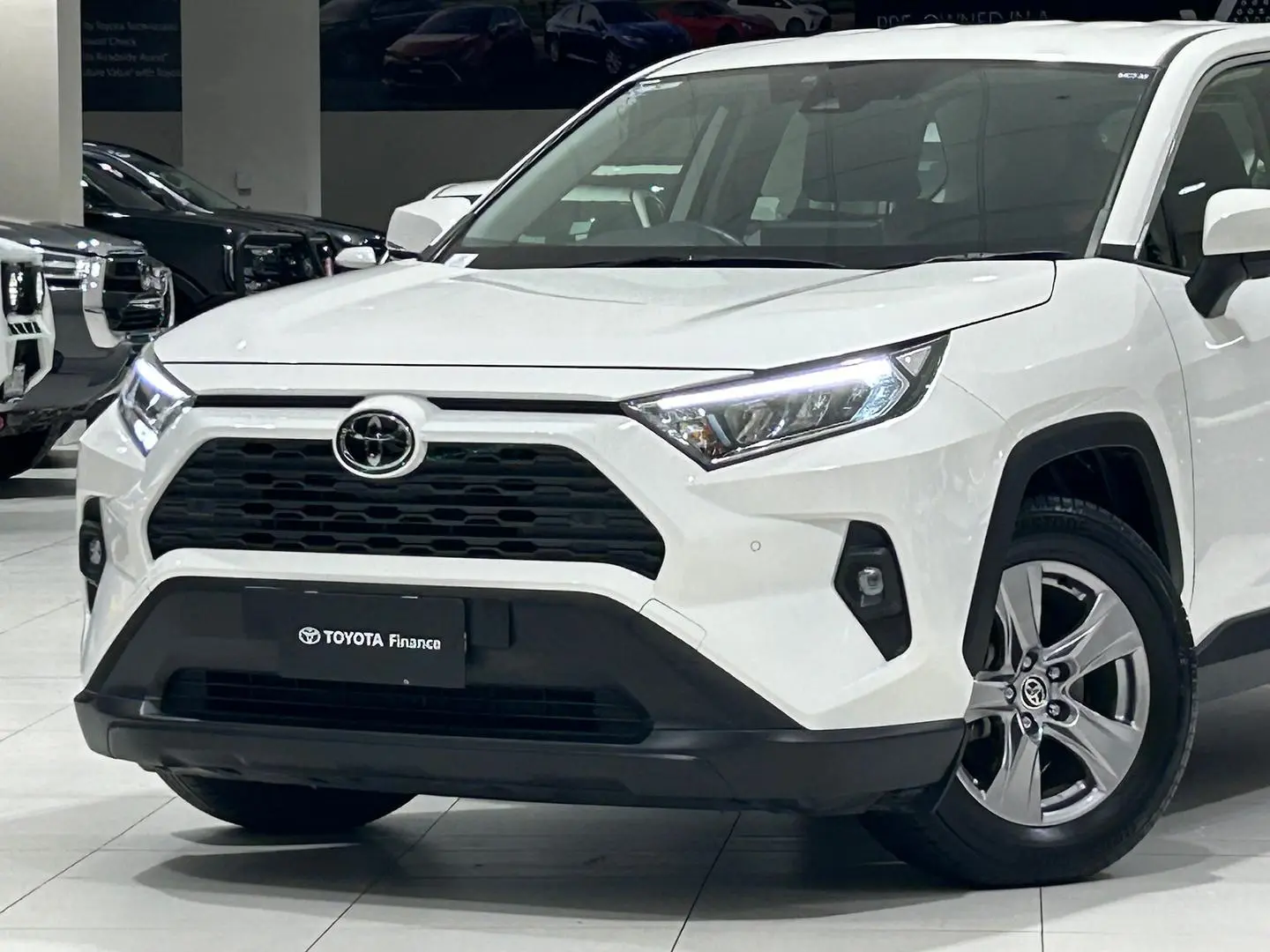 2022 Toyota RAV4 Gallery Image 7