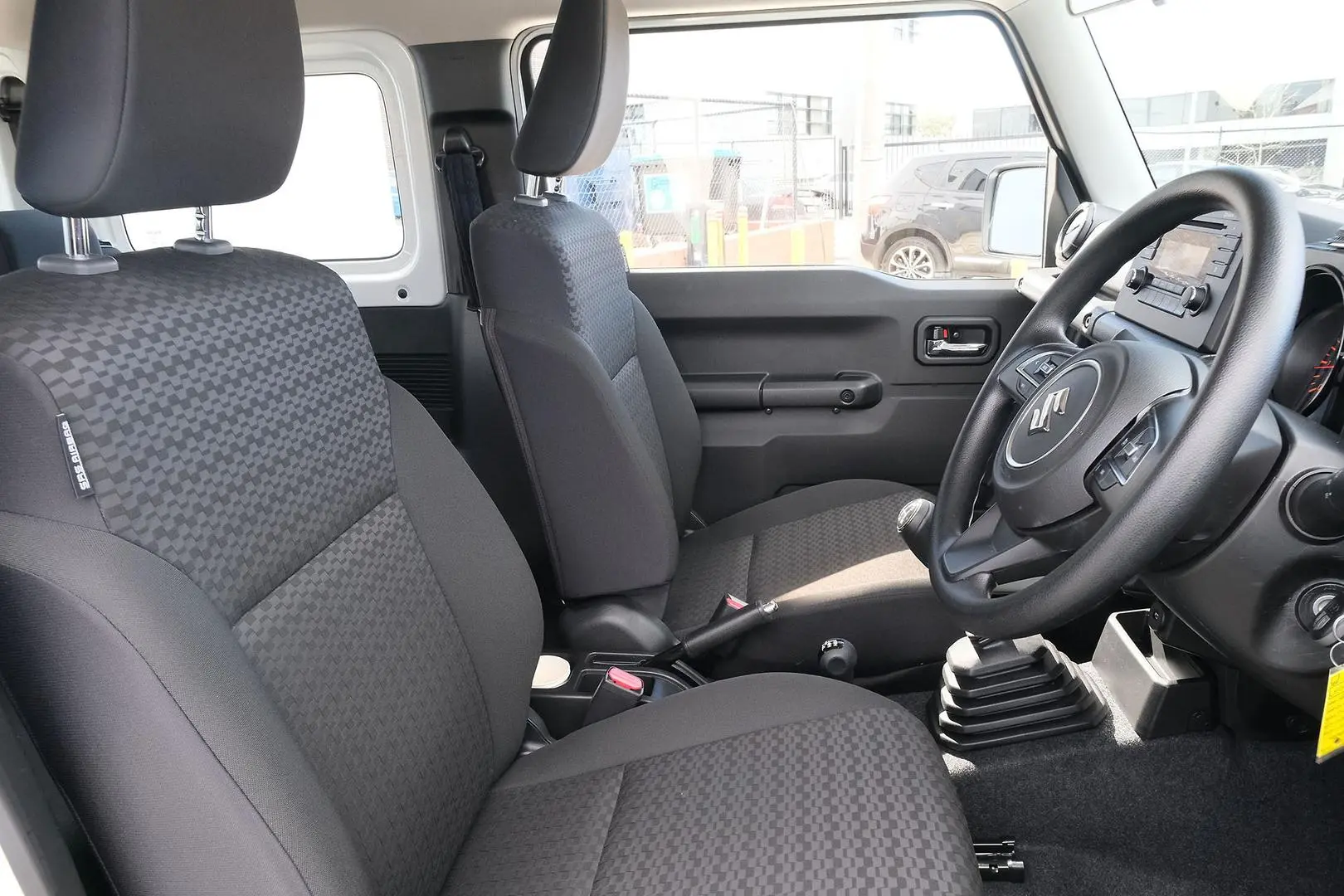 2022 Suzuki Jimny Gallery Image 11