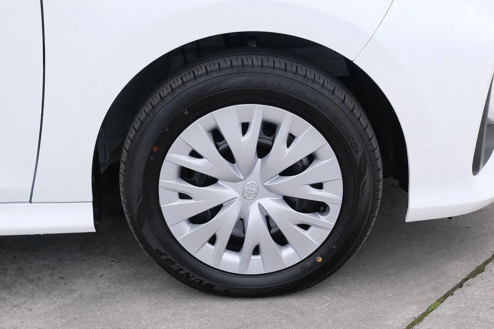 2024 Toyota Yaris Gallery Image 6