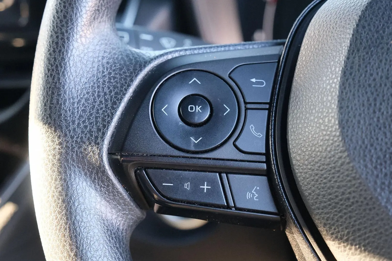 2023 Toyota Corolla Cross Gallery Image 15