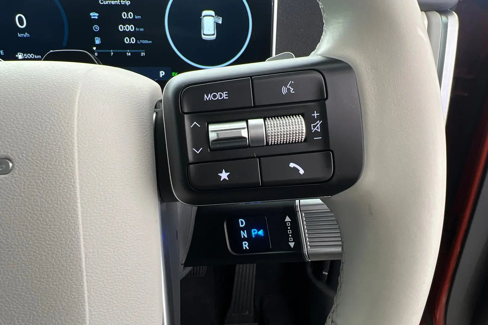 2024 Hyundai Santa Fe Gallery Image 17