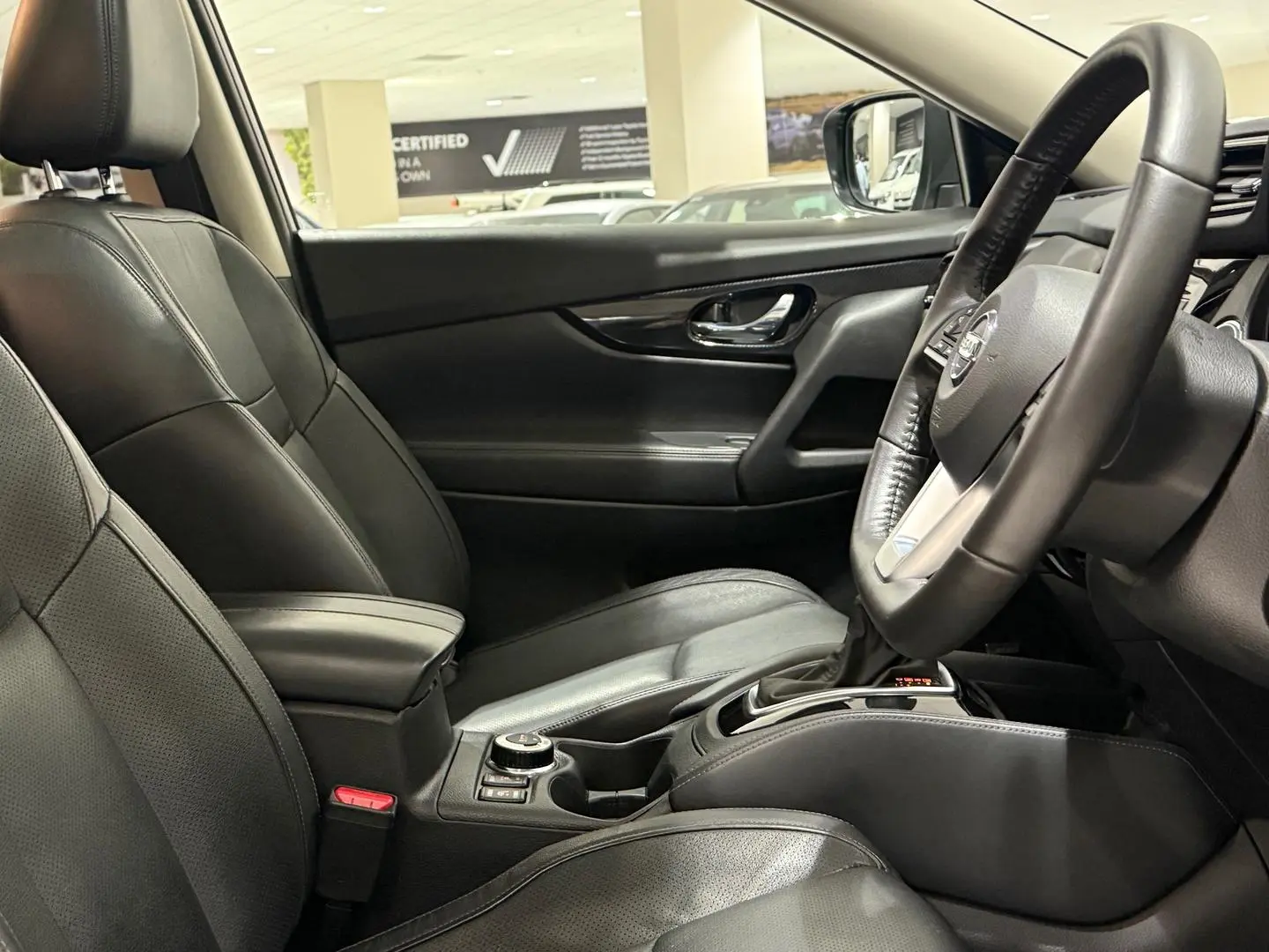 2021 Nissan X-TRAIL Gallery Image 12