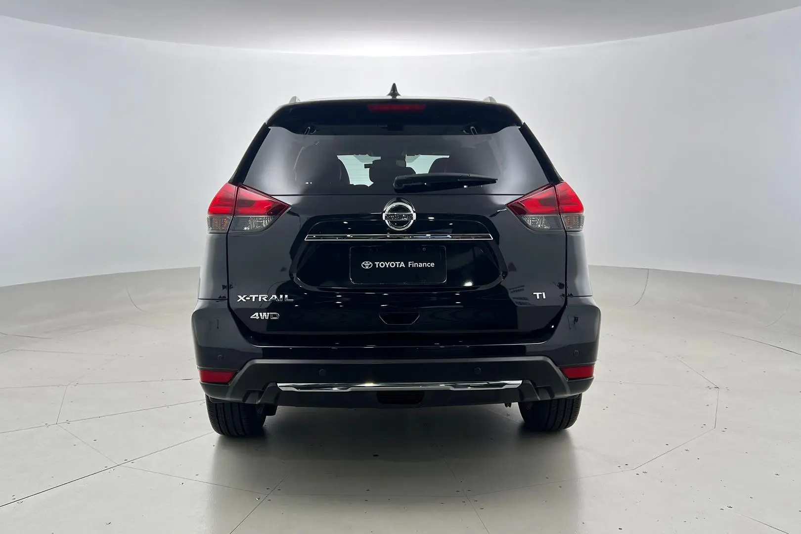 2018 Nissan X-TRAIL Gallery Image 6