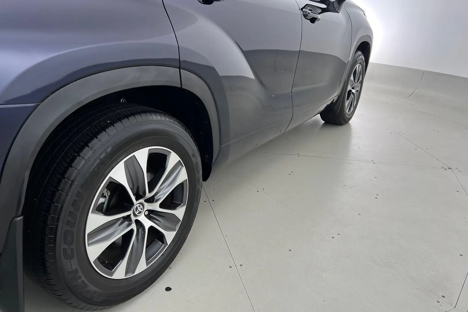 2022 Toyota Kluger Gallery Image 5