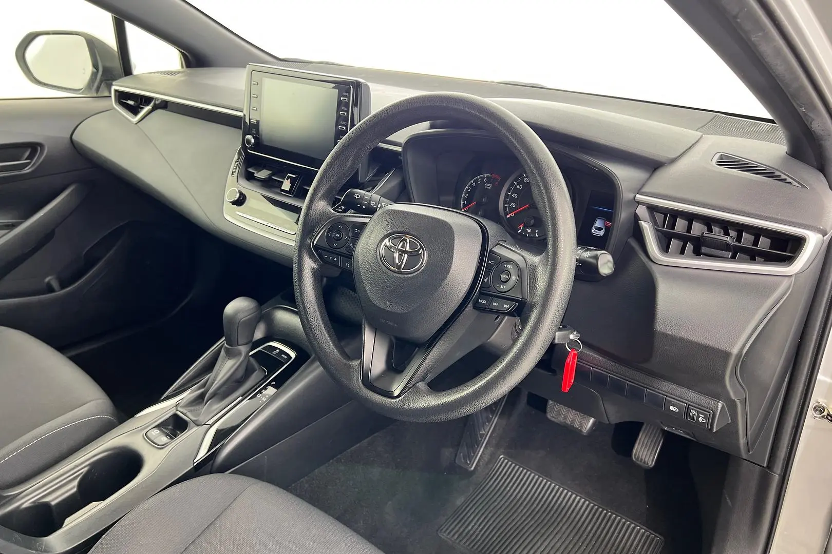 2021 Toyota Corolla Gallery Image 2